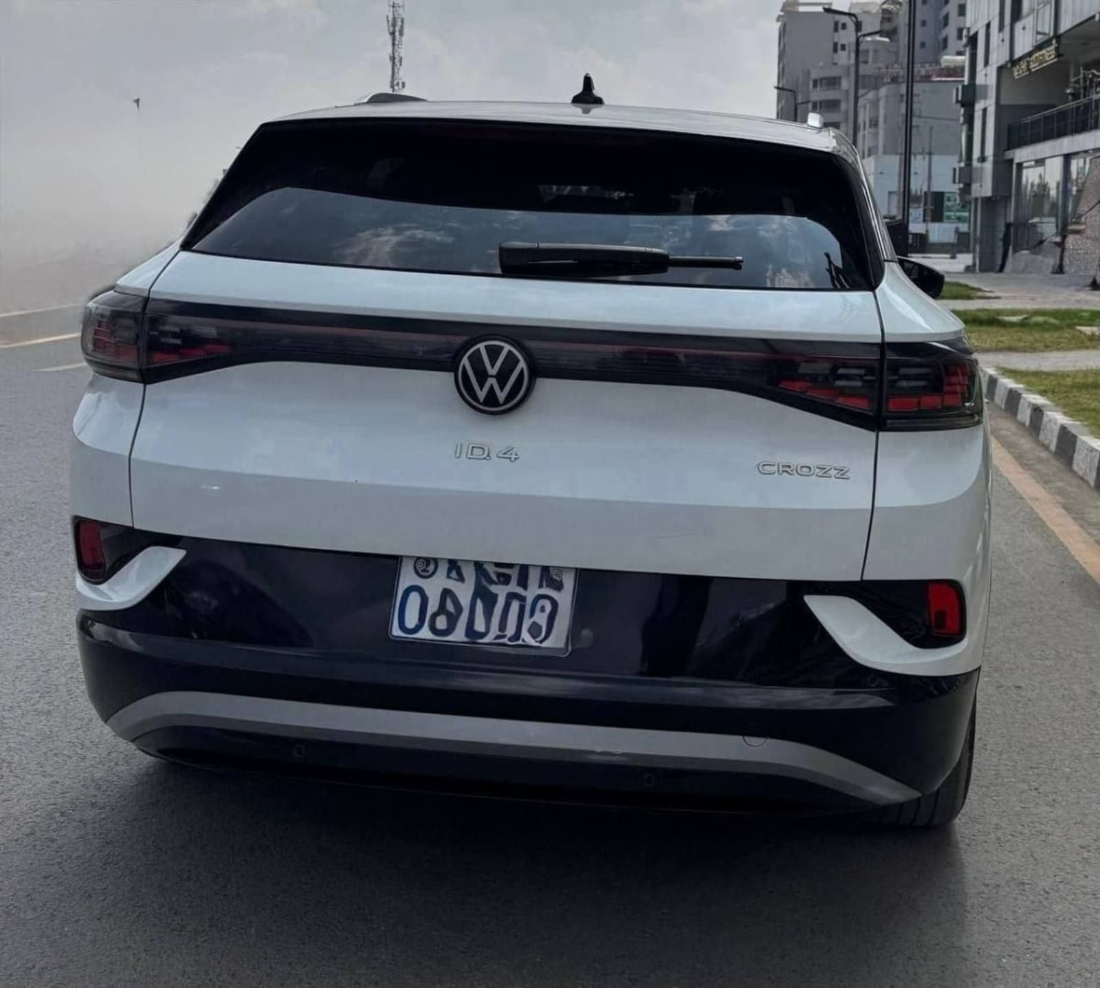 2022 Volkswagen ID.4 Crozz Pro — photo 3