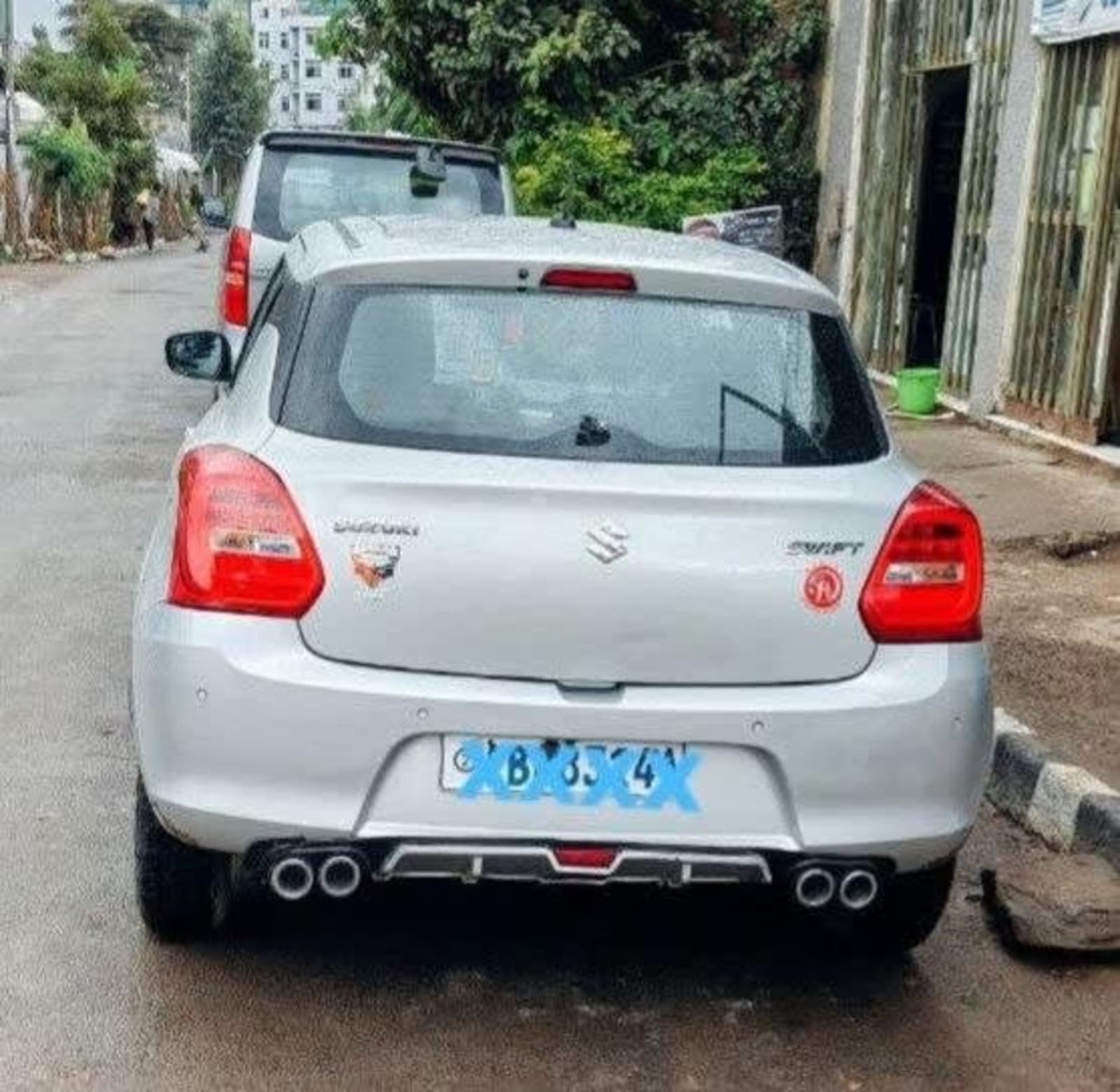 2021 Suzuki Swift — photo 2