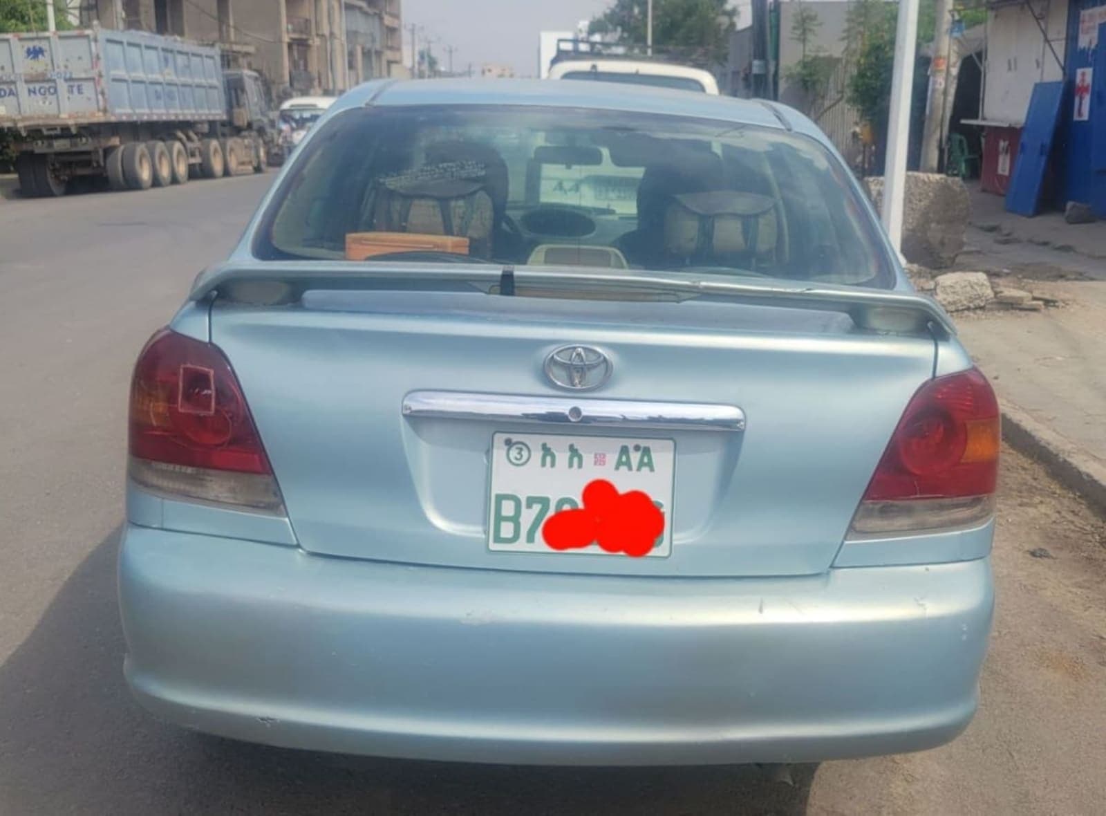 2005 Toyota Platz — photo 3