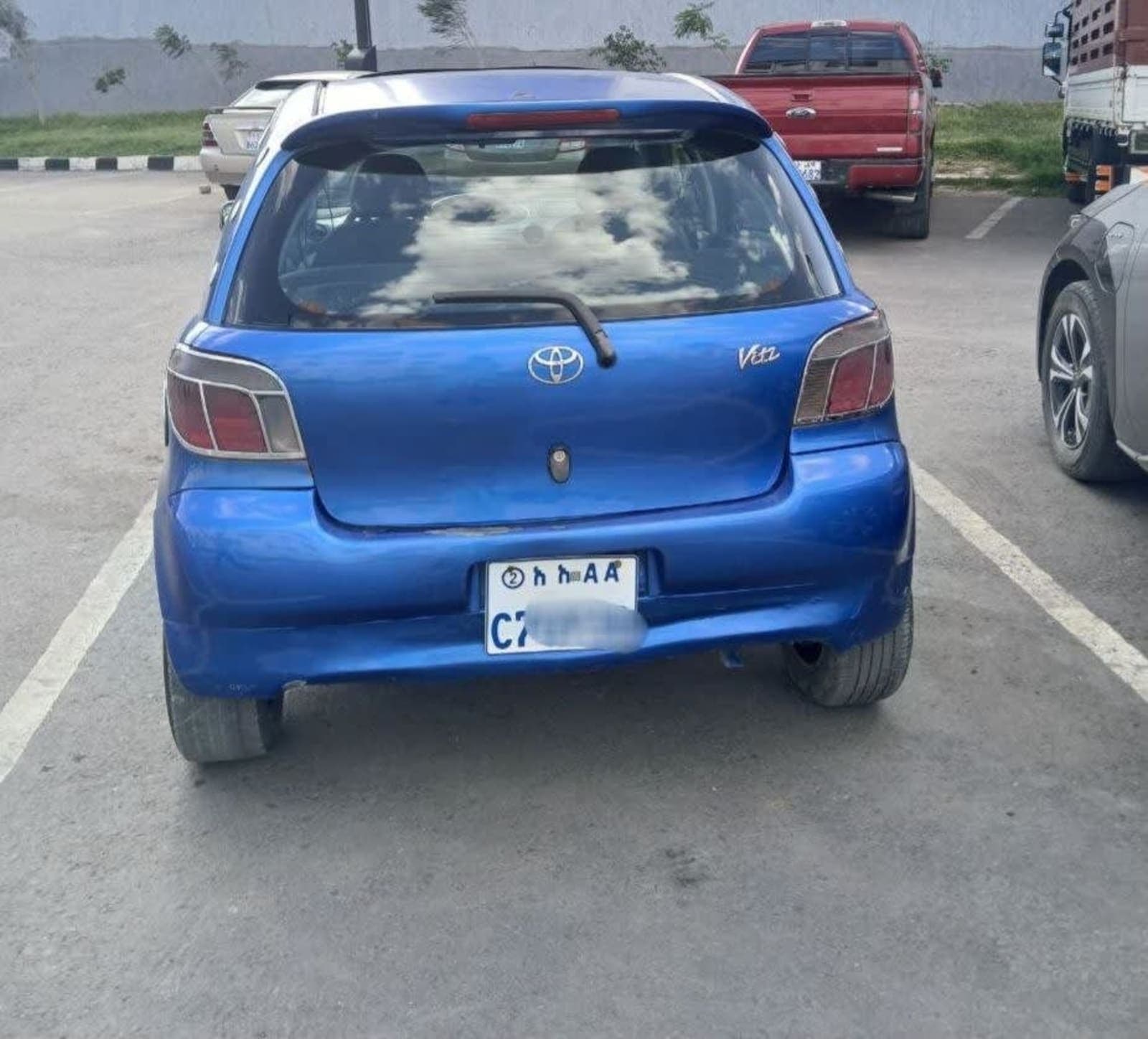 2001 Toyota Vitz