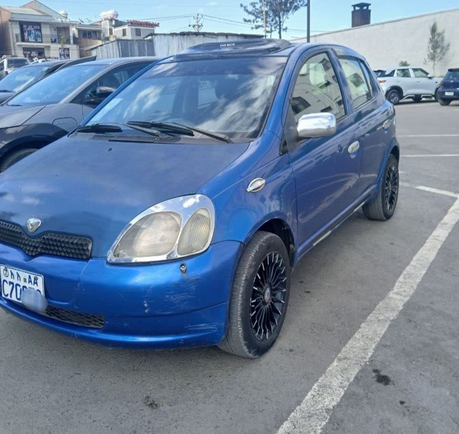 2001 Toyota Vitz — photo 3