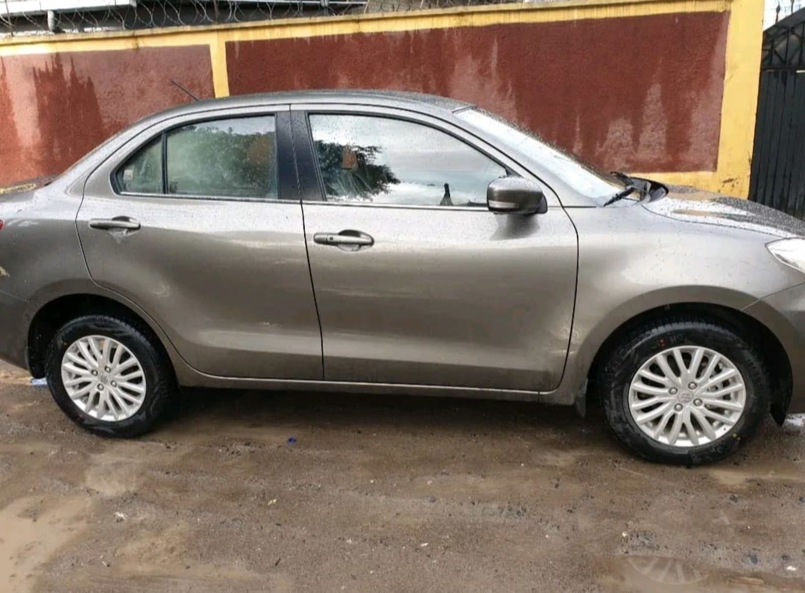 2022 Suzuki Dzire — photo 2