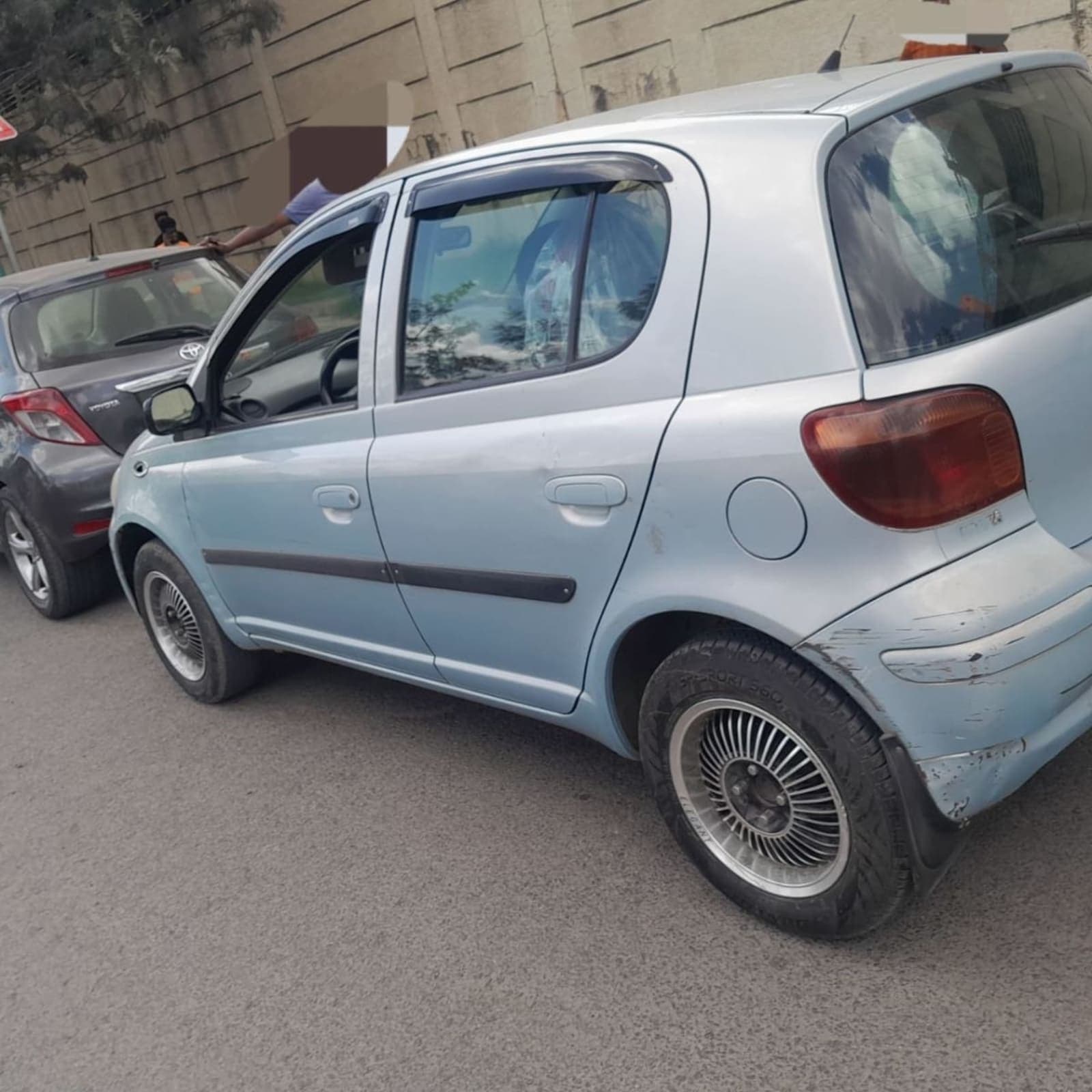 2004 Toyota Vitz Yaris — photo 4