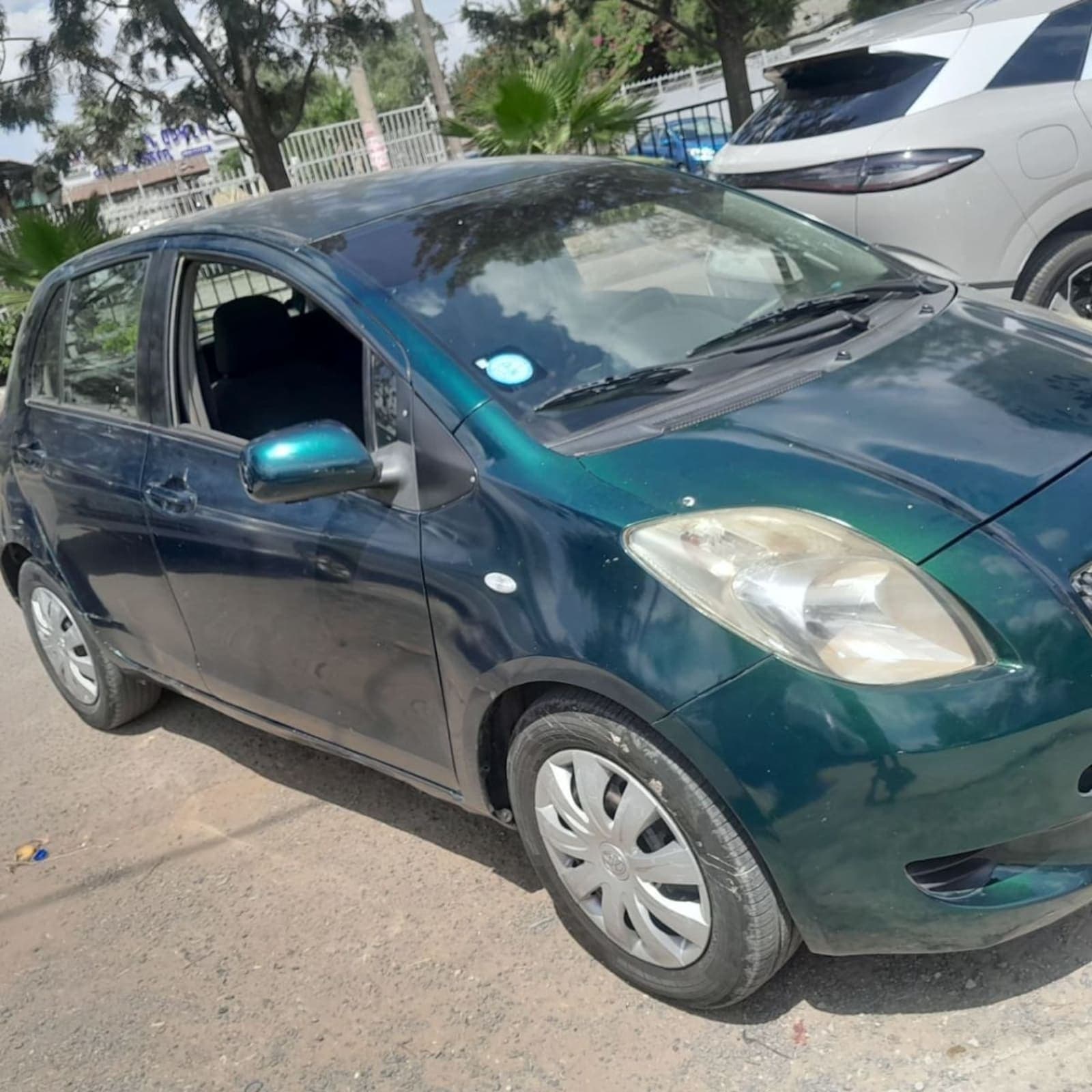 2007 Toyota Yaris compakt — photo 6