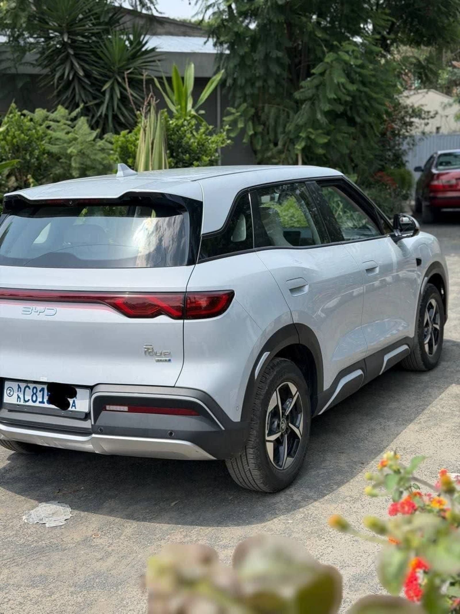 2025 BYD YOUNUP — photo 4
