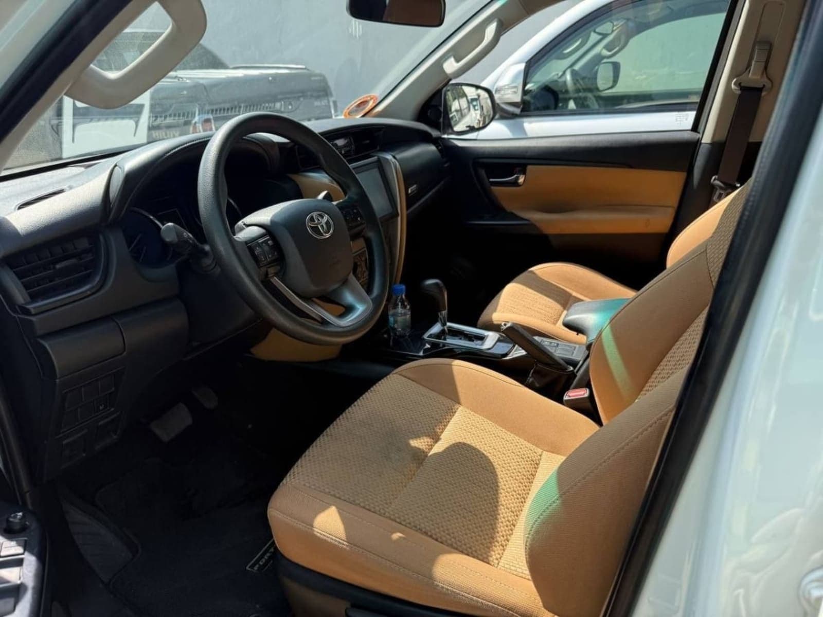 2023 Toyota Fortuner — photo 4