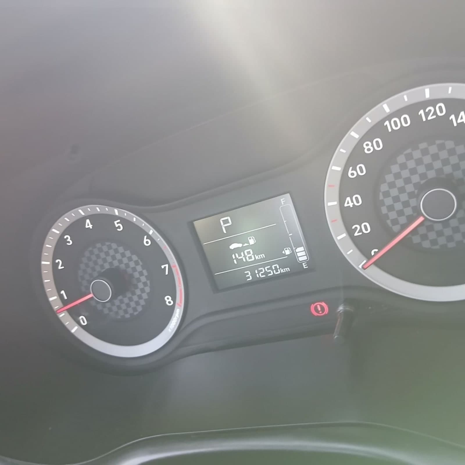 2022 Hyundai Grand i10 — photo 3
