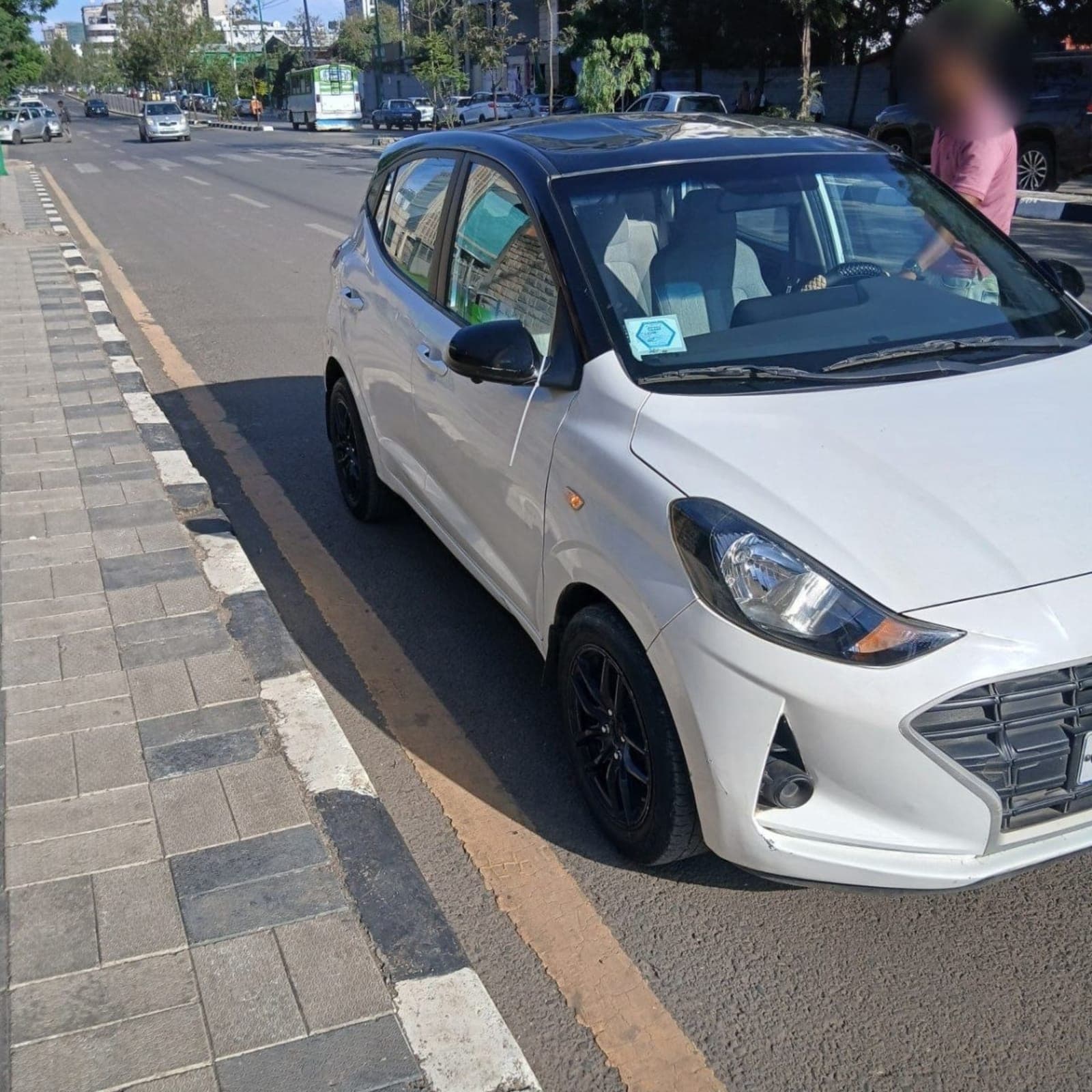 2022 Hyundai Grand i10 — photo 7