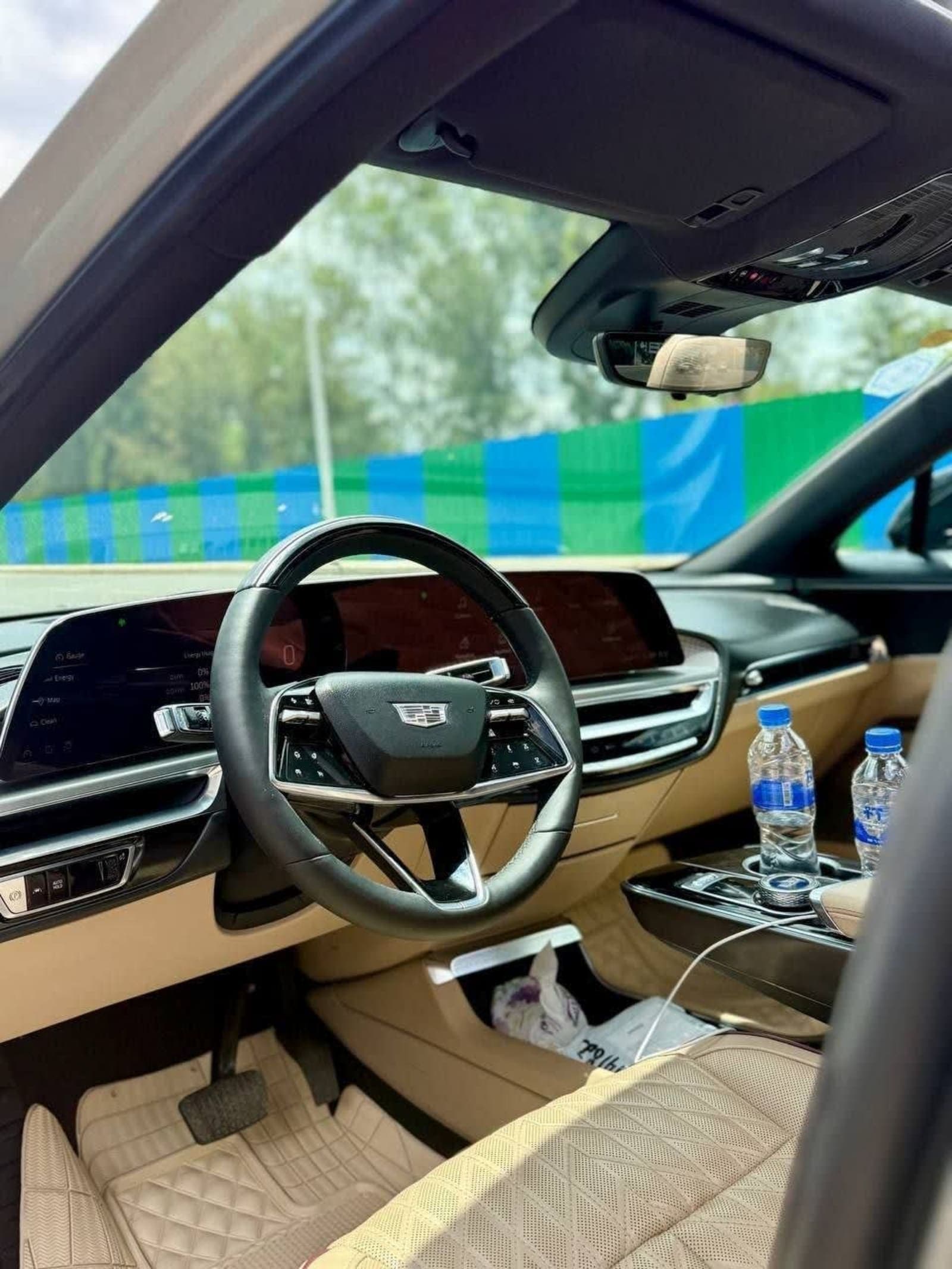 2023 Cadillac Lyriq 450E — photo 3
