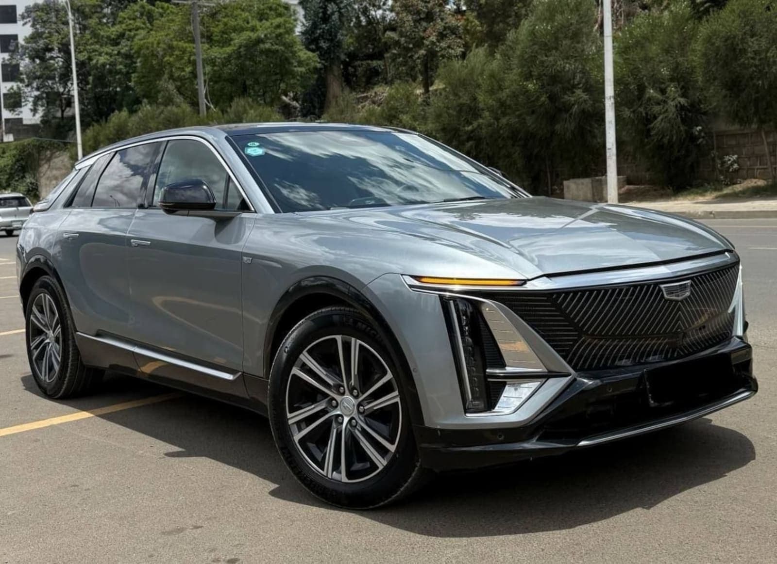 2023 Cadillac Lyriq 450E — photo 8