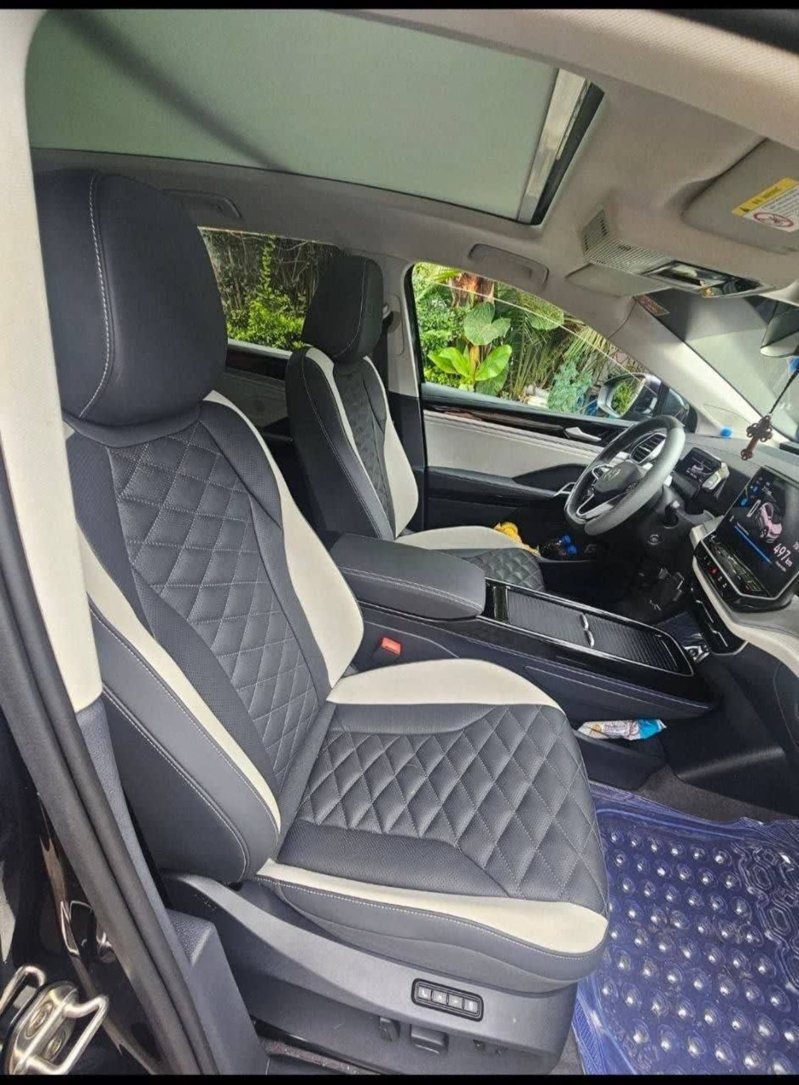 2023 Volkswagen ID.6 Crozz Pro — photo 2