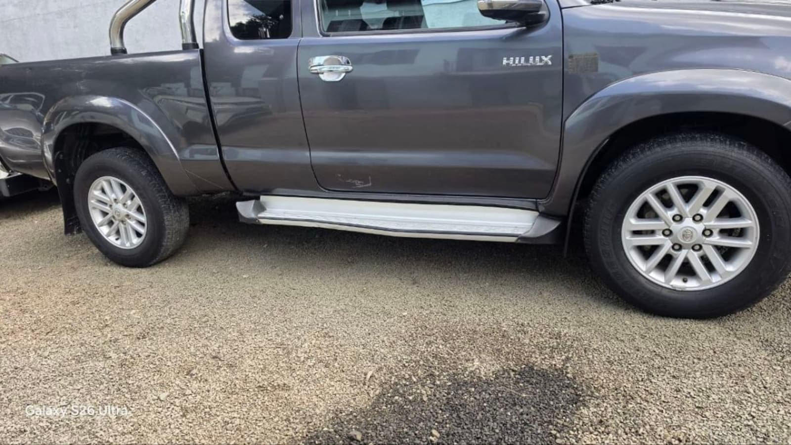 2015 Toyota Hilux X cab — photo 2