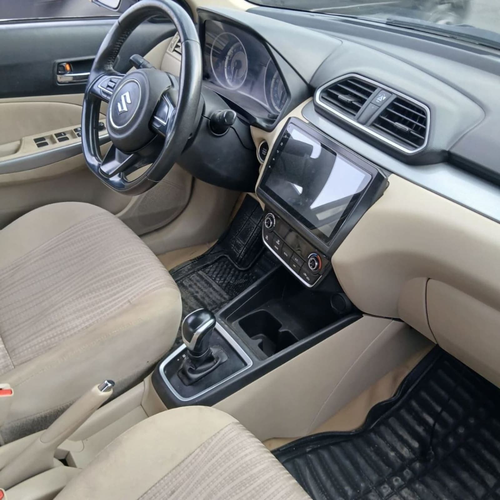 2021 Suzuki Dzire — photo 2