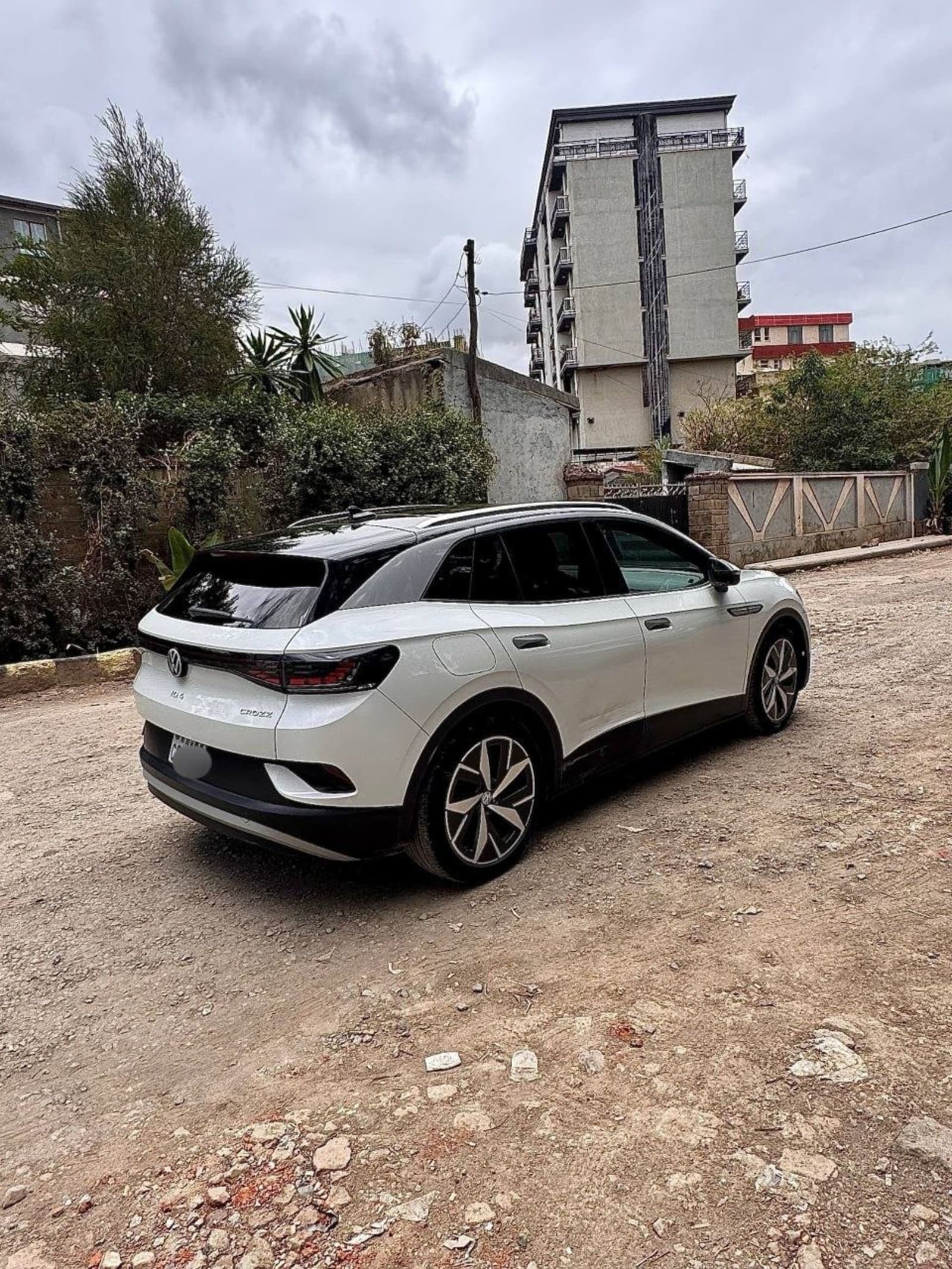 2022 Volkswagen ID.4 Crozz Pro — photo 3