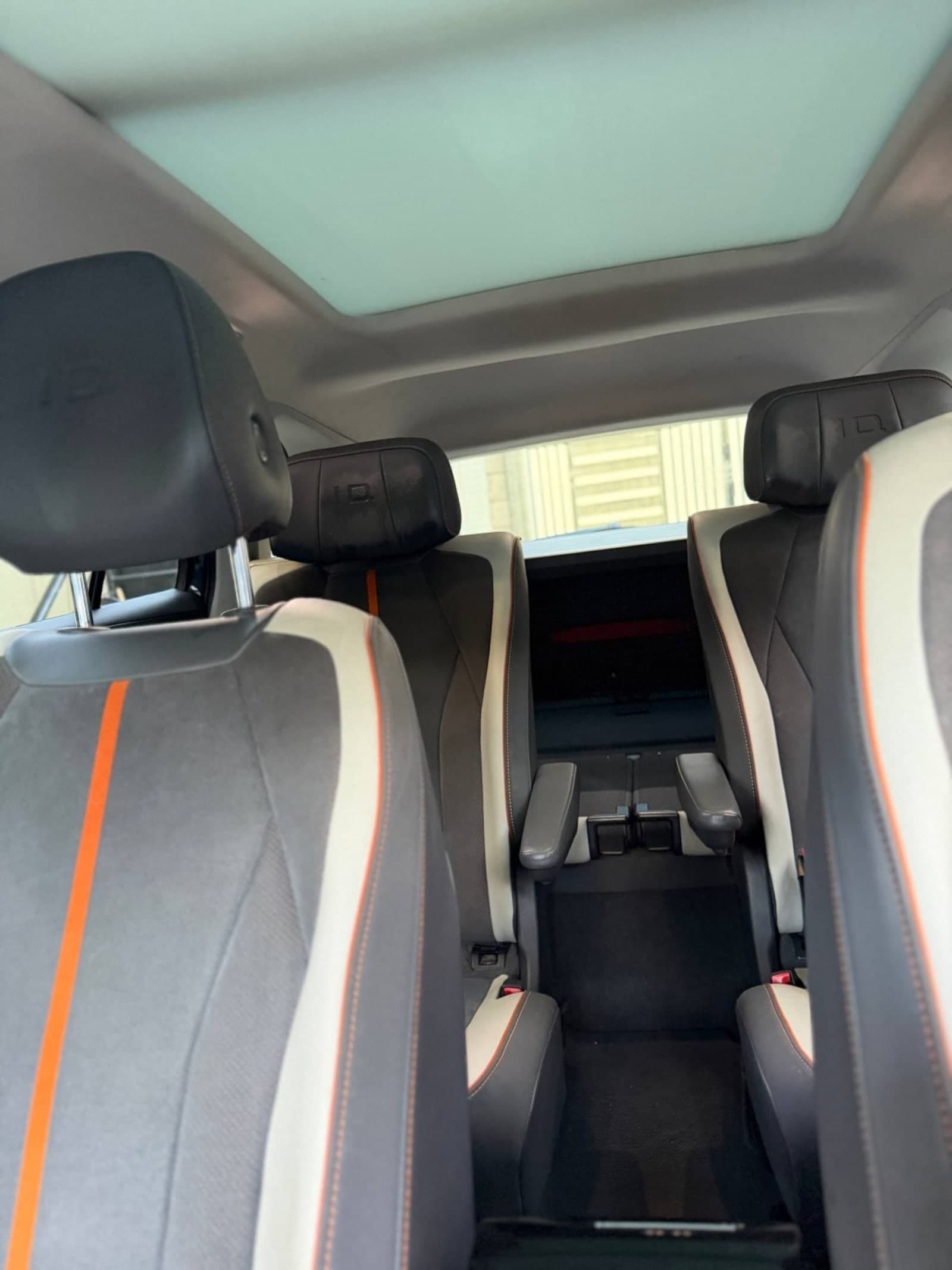 2022 VOLKSWAGEN ID.6 Crozz Pro EV
