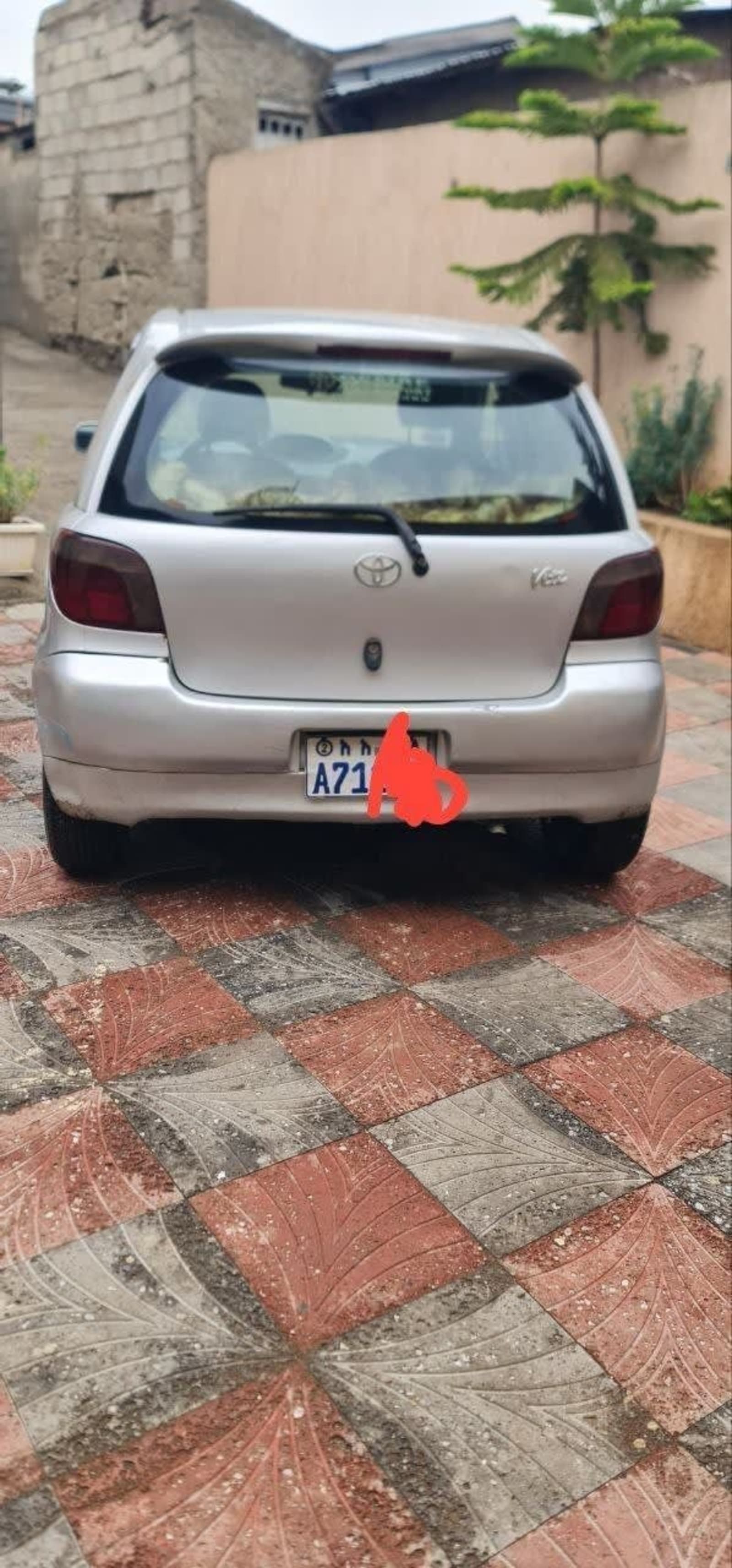 2001 Toyota Vitz