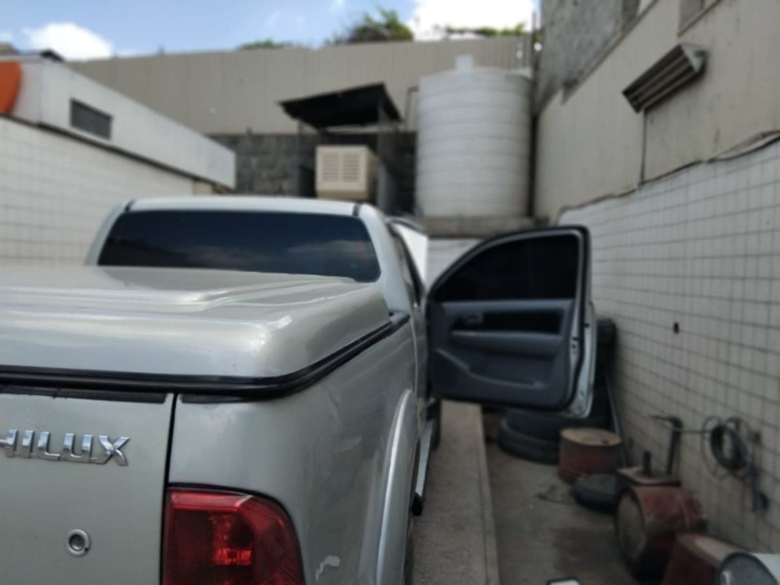 2011 Toyota Hilux — photo 4