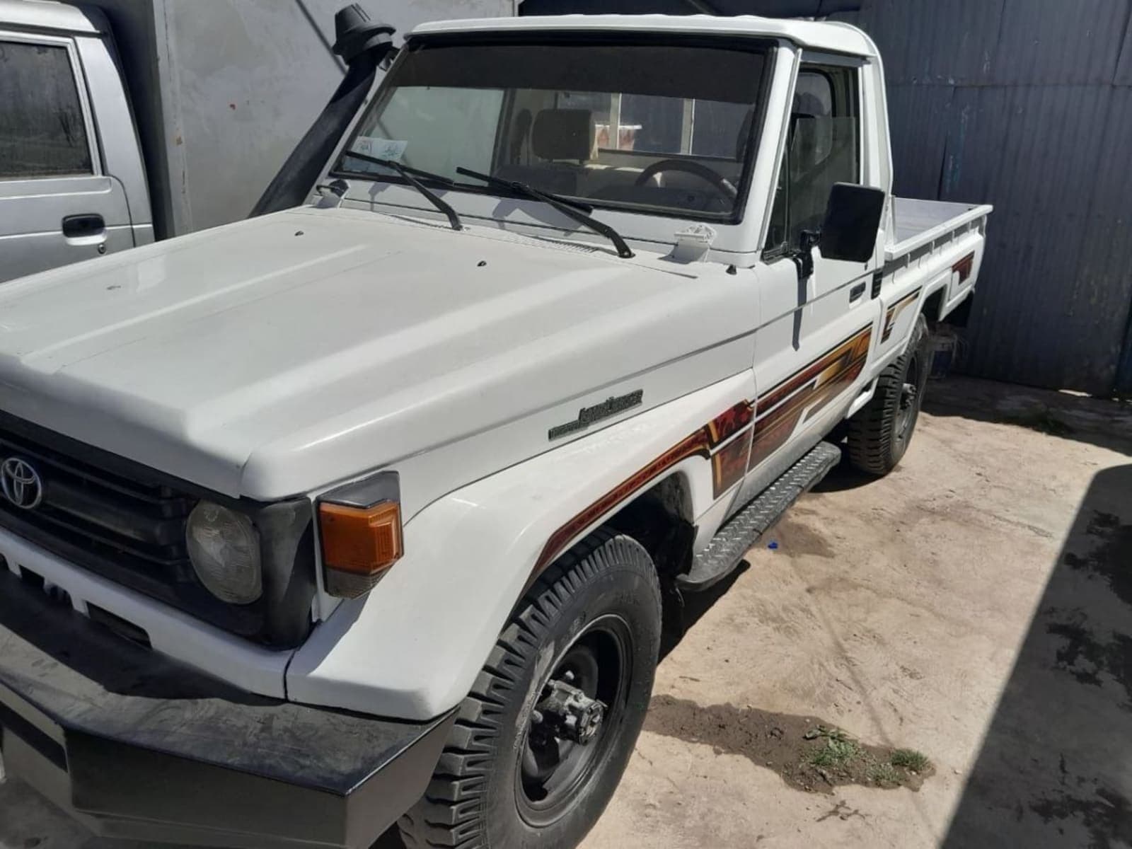 1997 Toyota Land Cruiser Single Cab — photo 2
