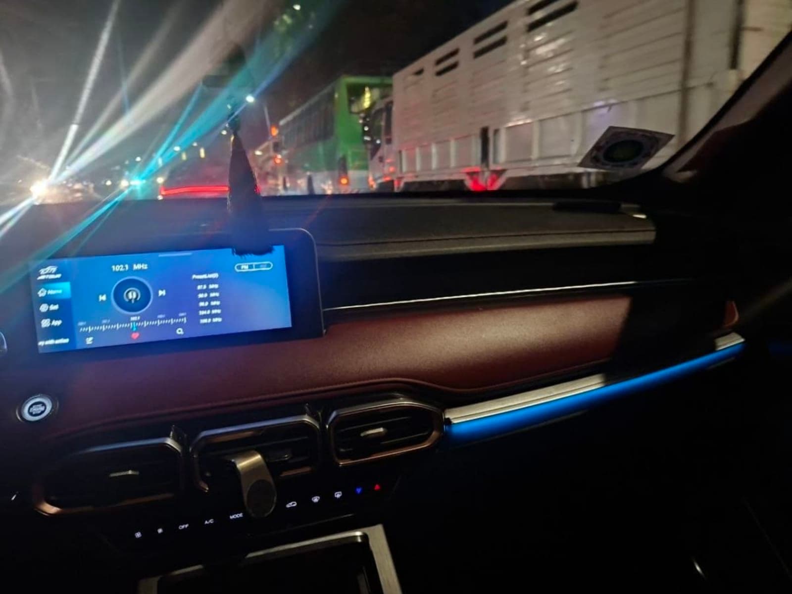 2023 JETOUR X70 Plus — photo 4