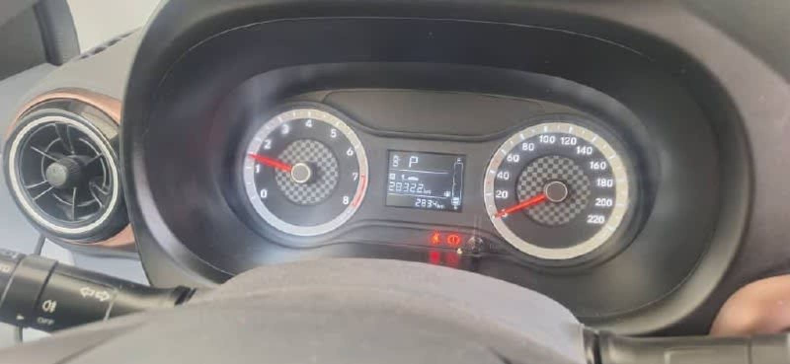 2023 Hyundai Grand i10 — photo 2