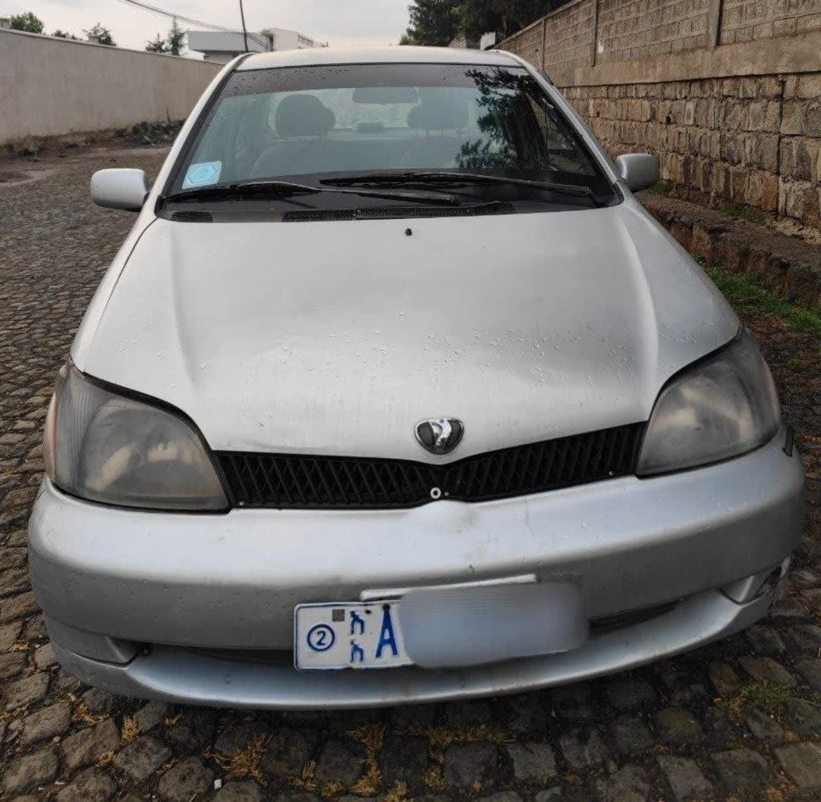 2001 Toyota Platz — photo 7