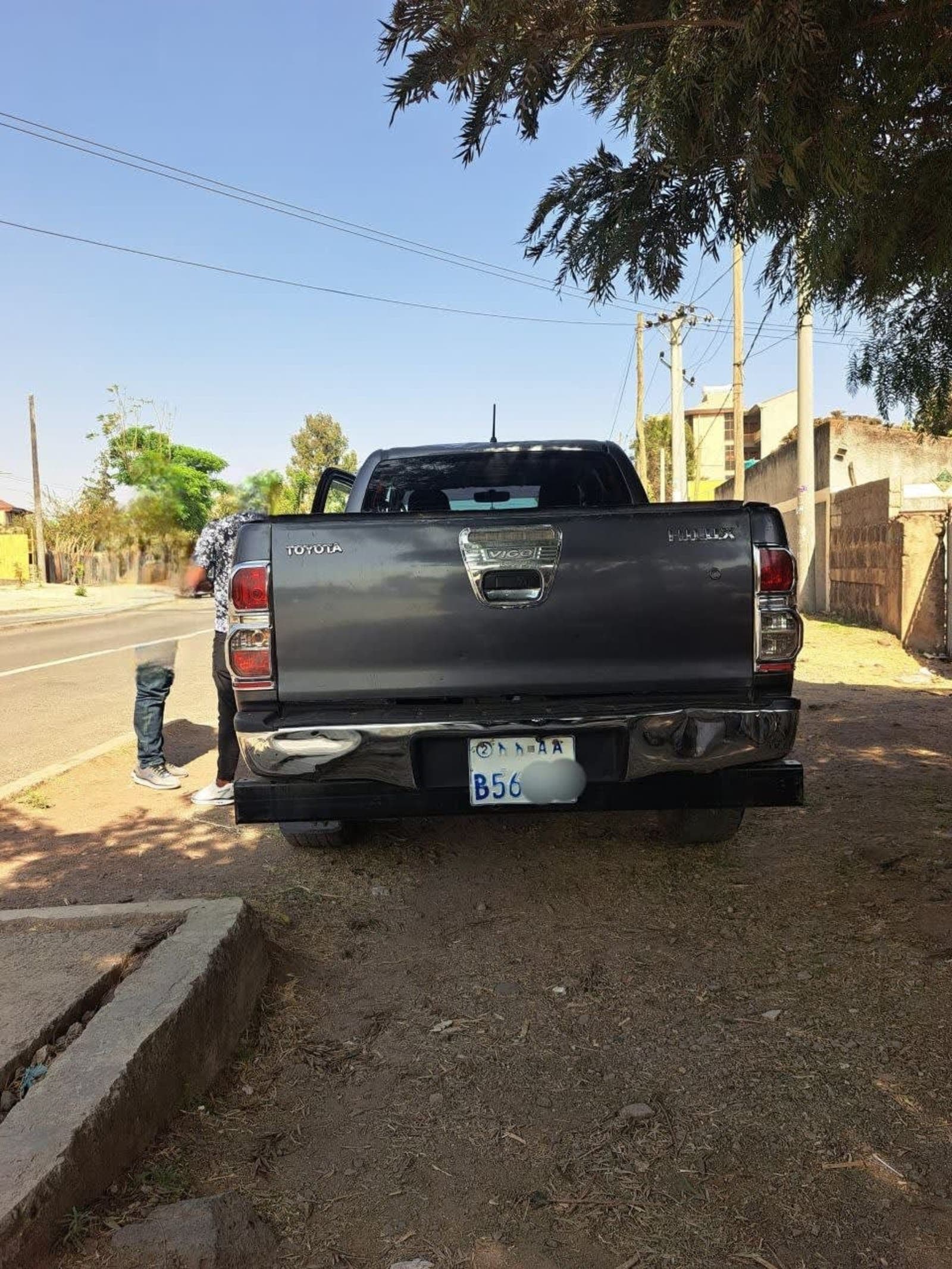 2015 Toyota King Cab Hilux — photo 4