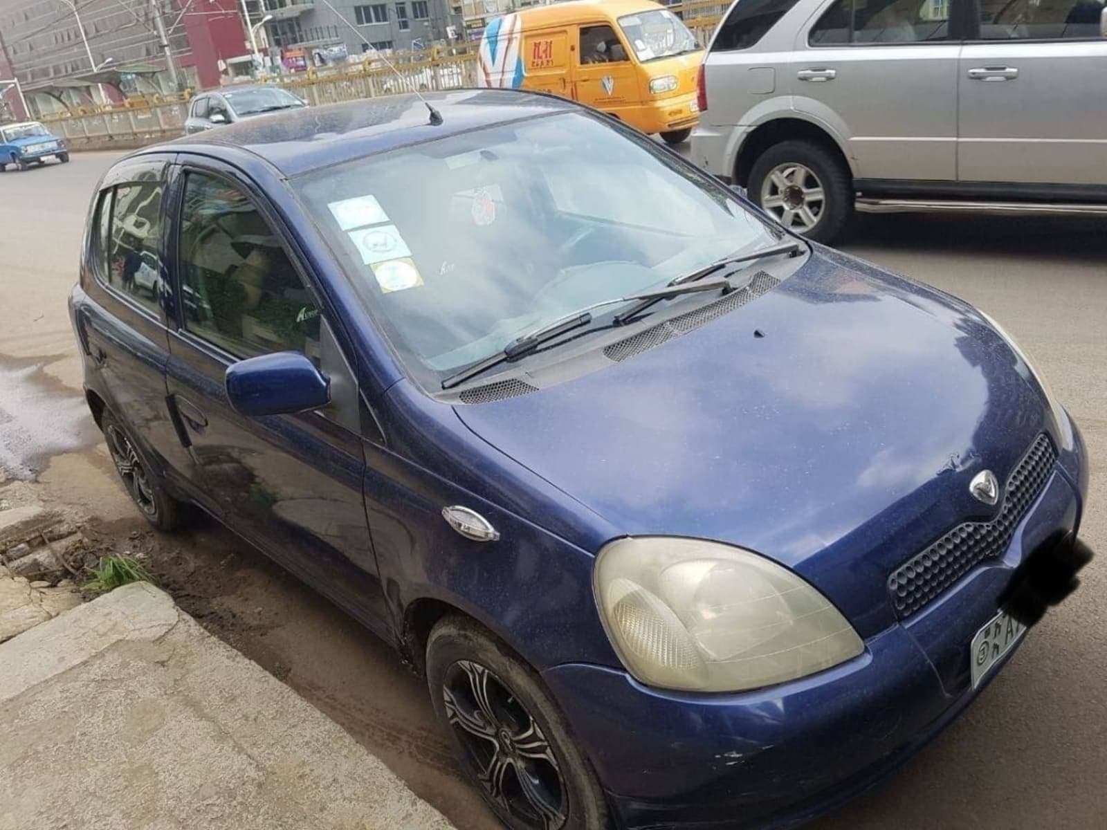 2000 Toyota Vitz