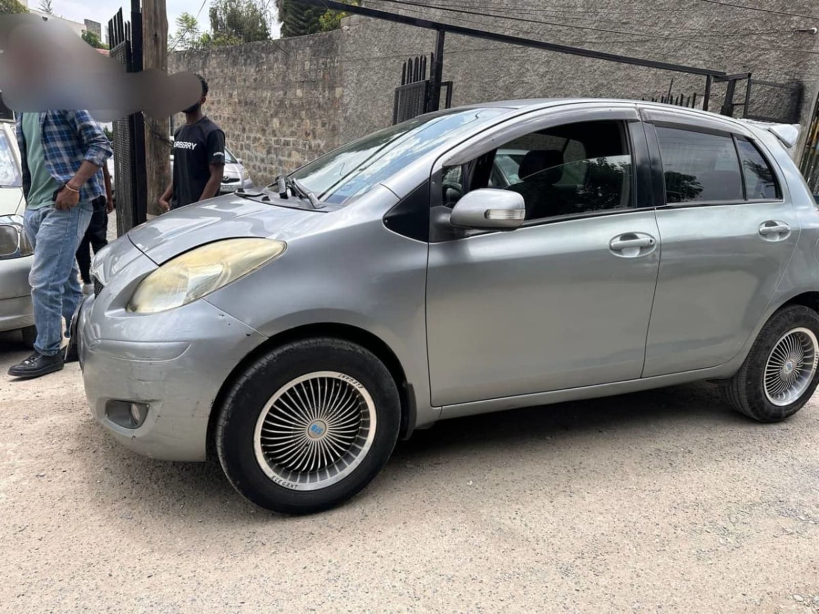 2008 Toyota Yaris Compact — photo 6