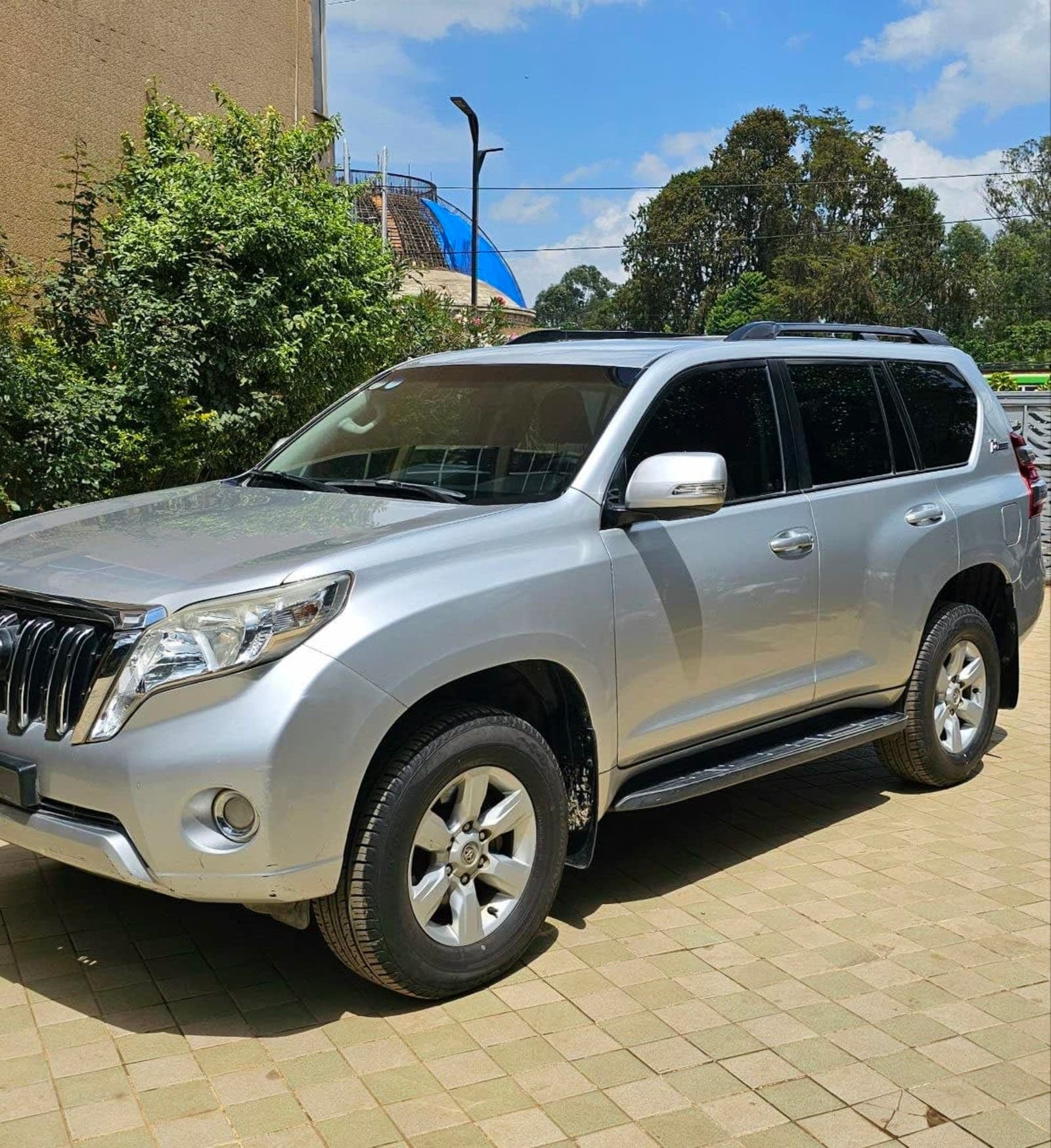 2015 Toyota Land Cruiser Prado — photo 8