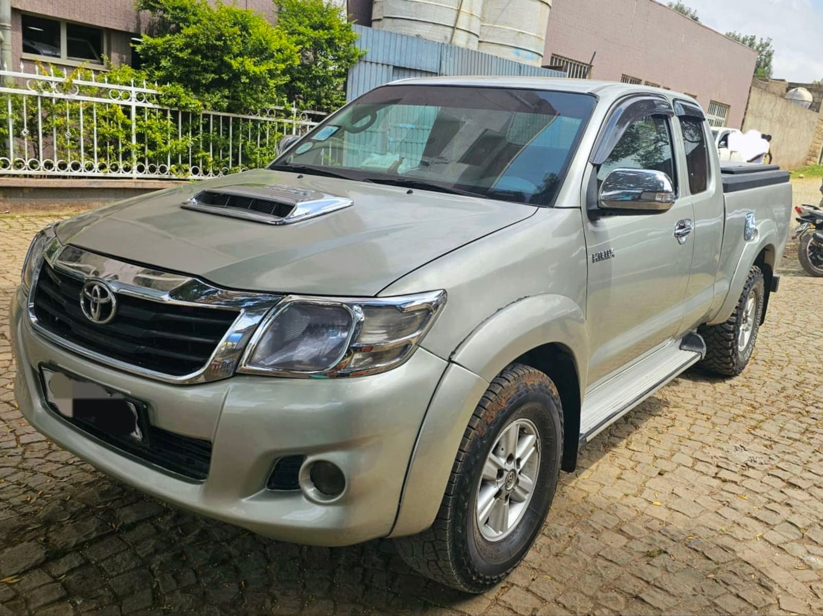 2013 Toyota Hilux
