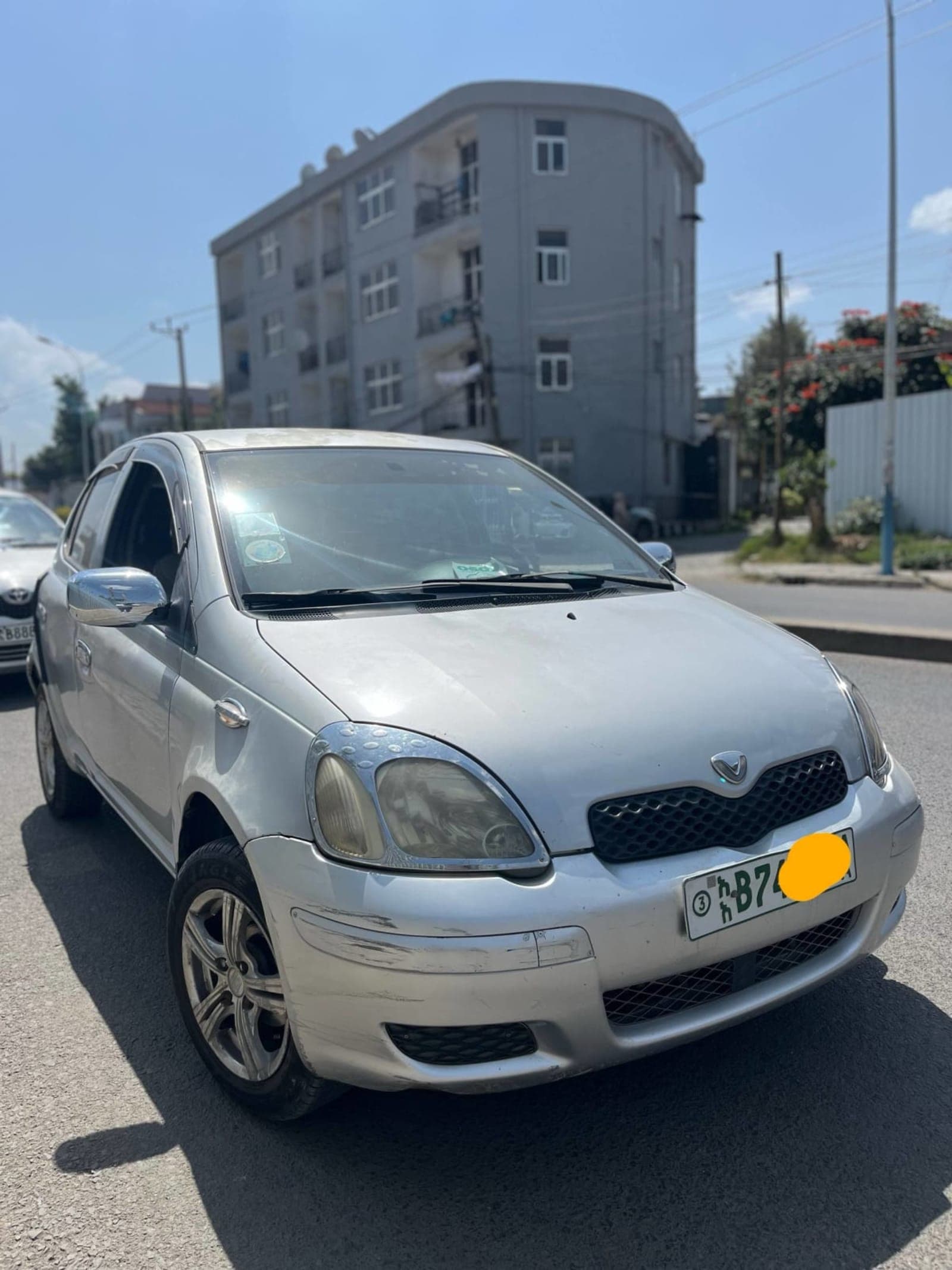2004 Toyota Vitz — photo 6