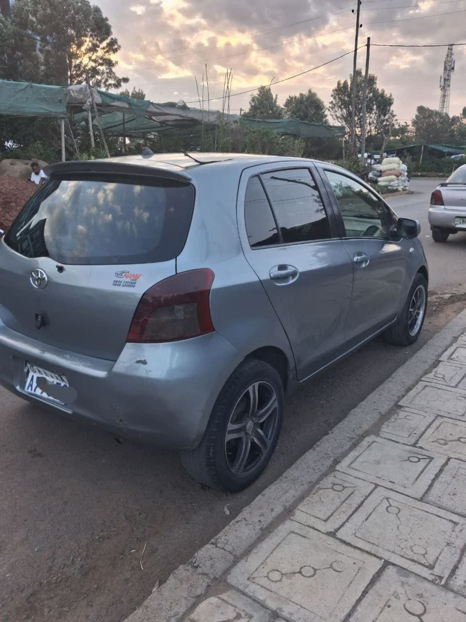 2007 Toyota Yaris — photo 2