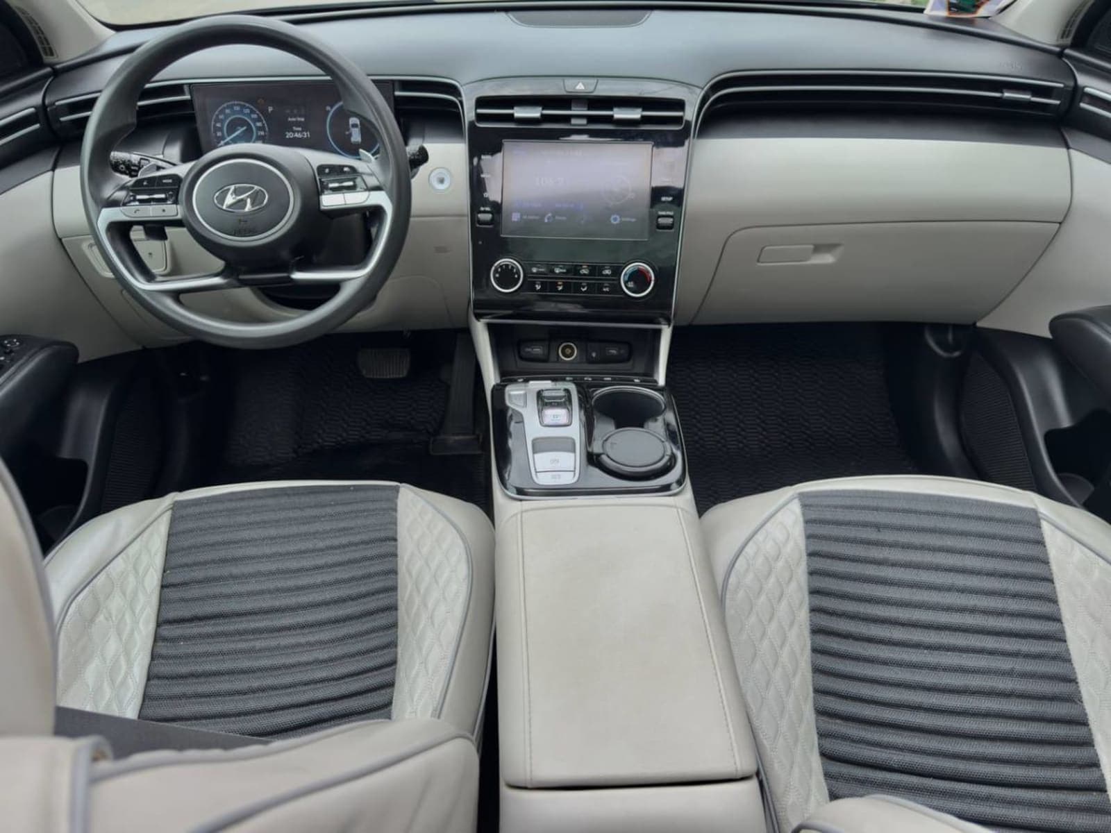 2022 Hyundai Tucson — photo 2