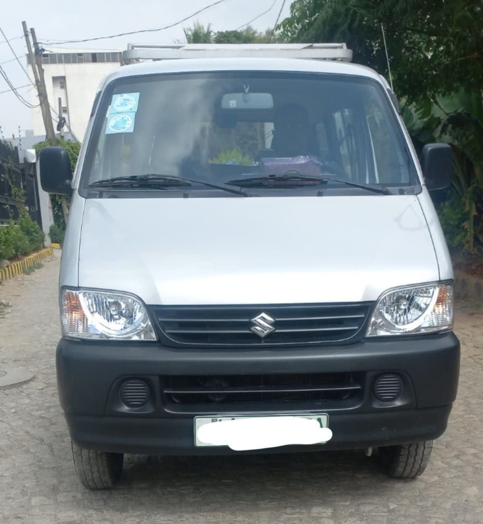 2024 Suzuki Ecco — photo 3