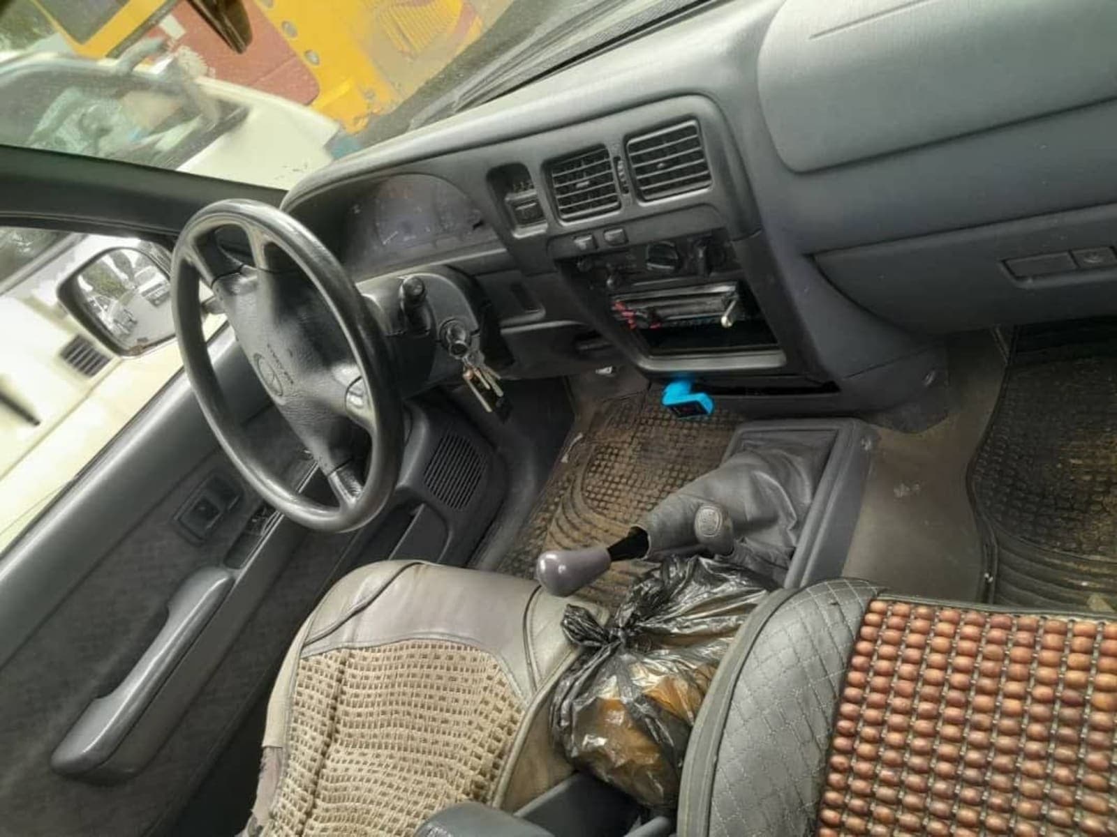 2002 Toyota D4D — photo 5