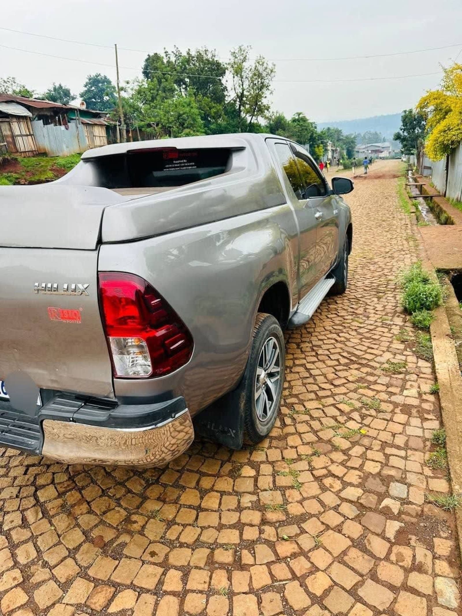2017 Toyota Hilux — photo 7