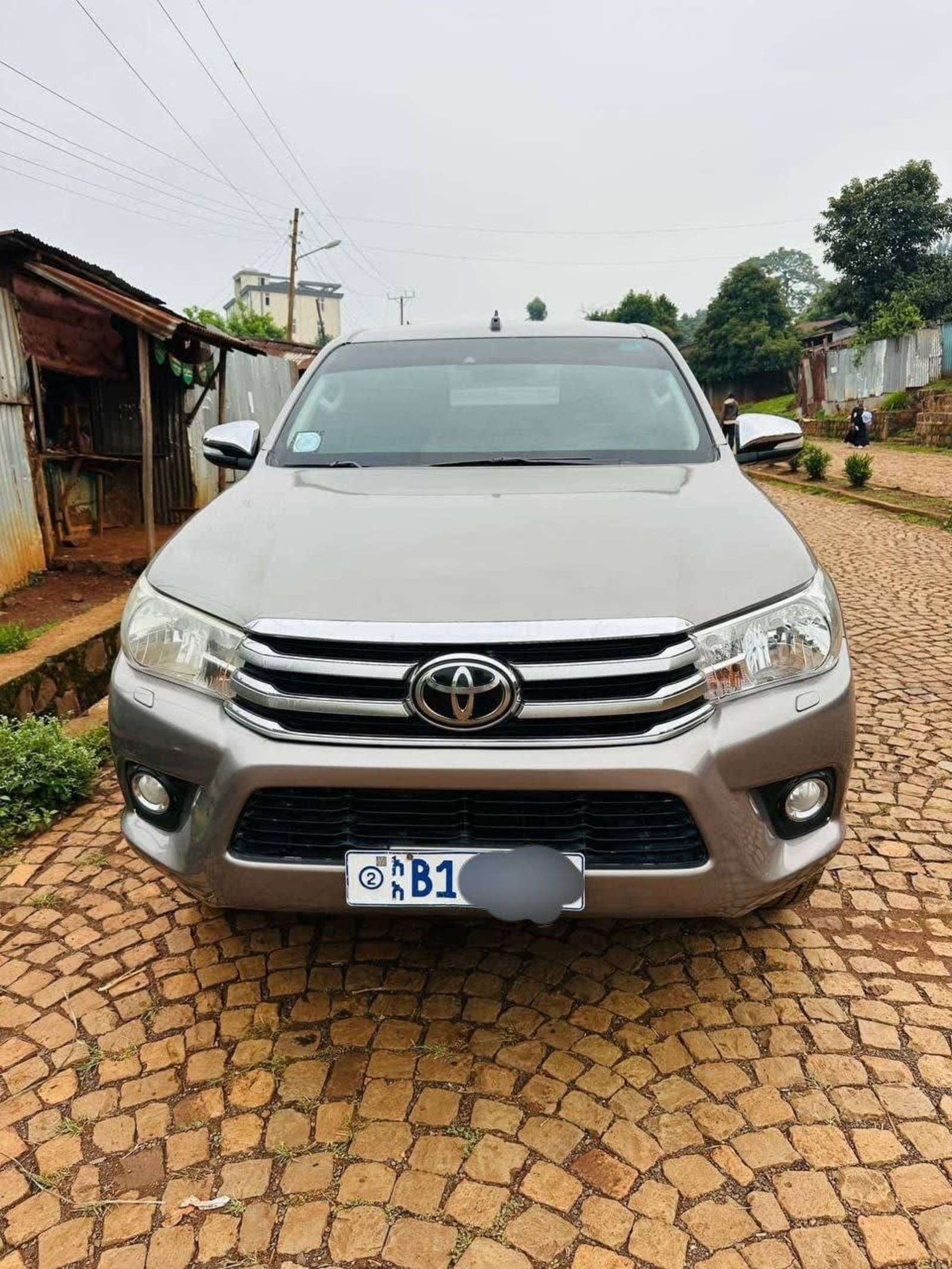 2017 Toyota Hilux — photo 8