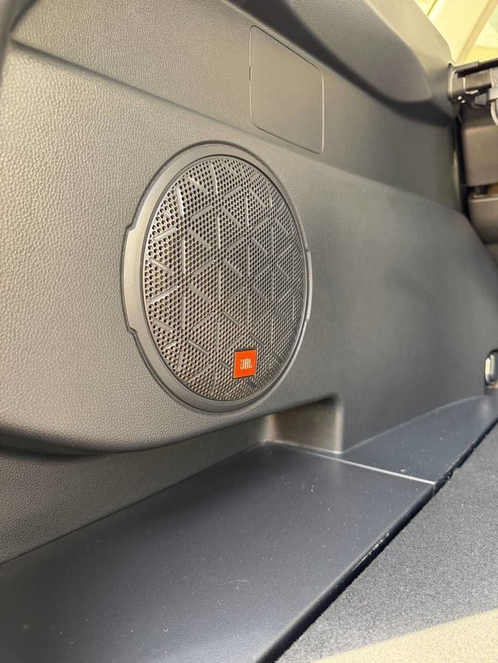 2023 Toyota Rav4 — photo 3
