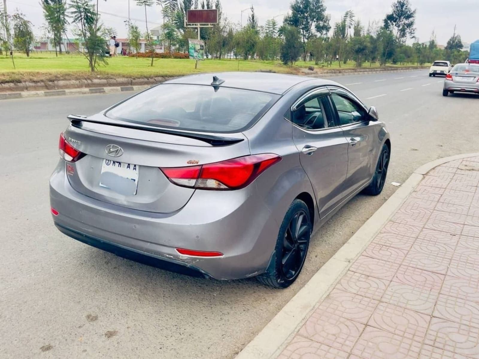 2015 Hyundai Avante — photo 2