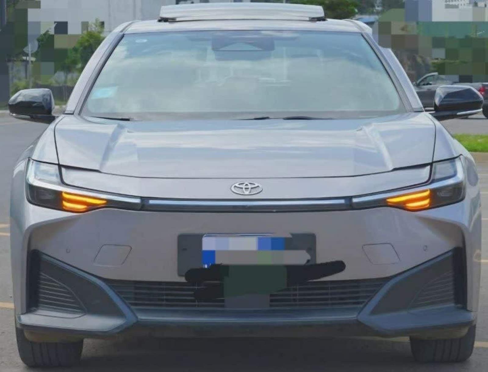 2024 Toyota BZ3X — photo 1