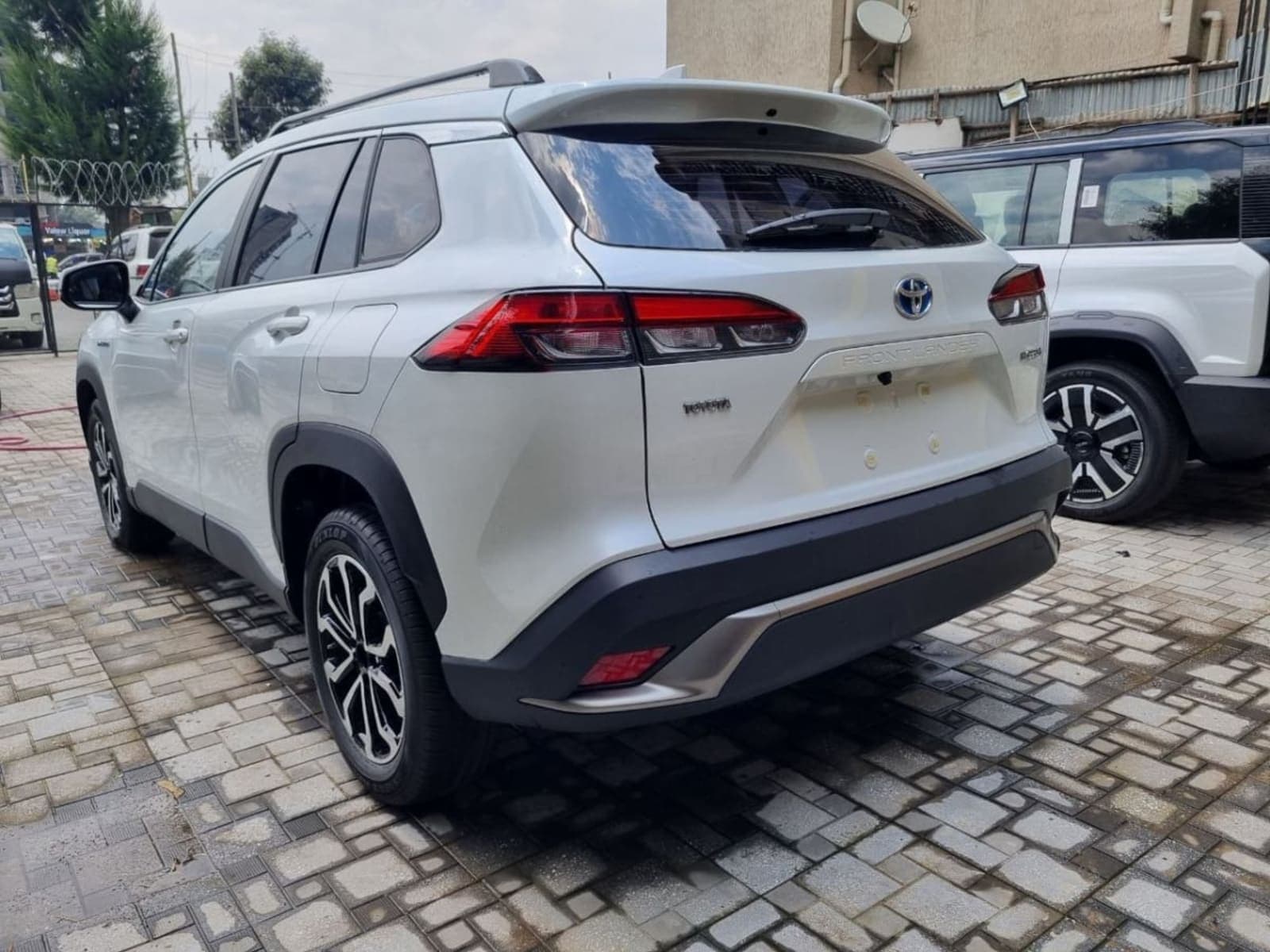 2024 Toyota Front lander Hybrid