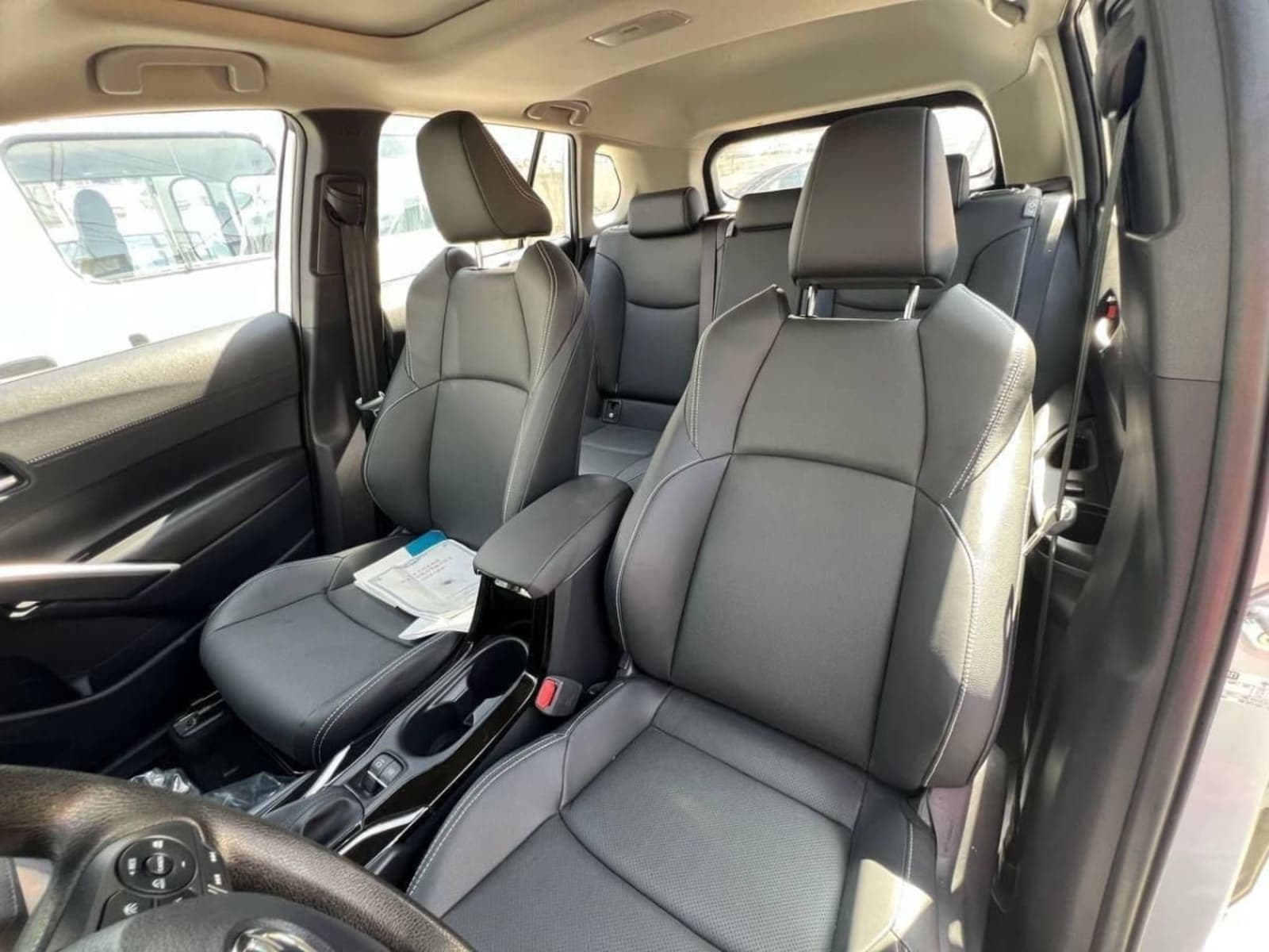 2024 Toyota Front lander Hybrid — photo 4