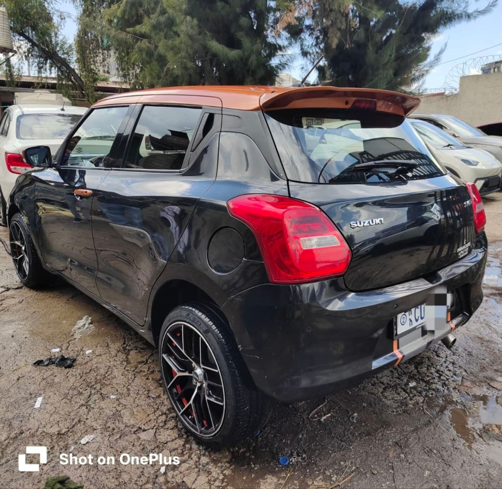 2022 Suzuki Swift — photo 2