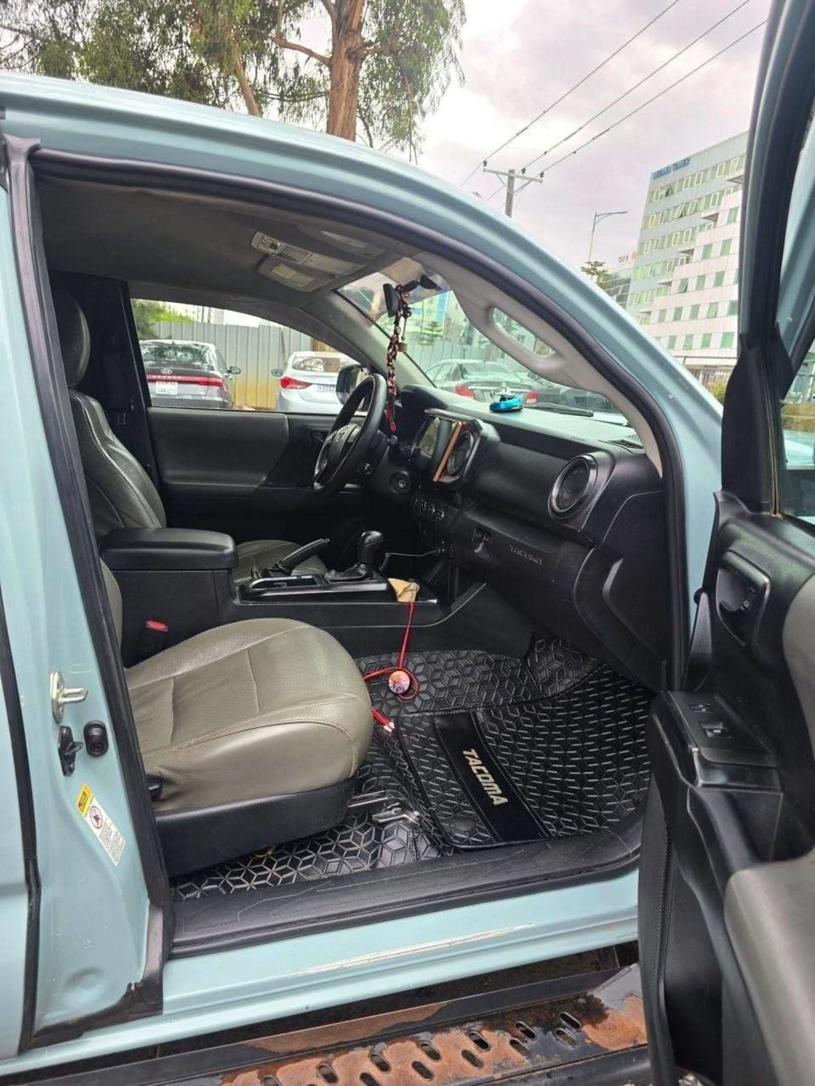 2019 Toyota Tacoma — photo 3