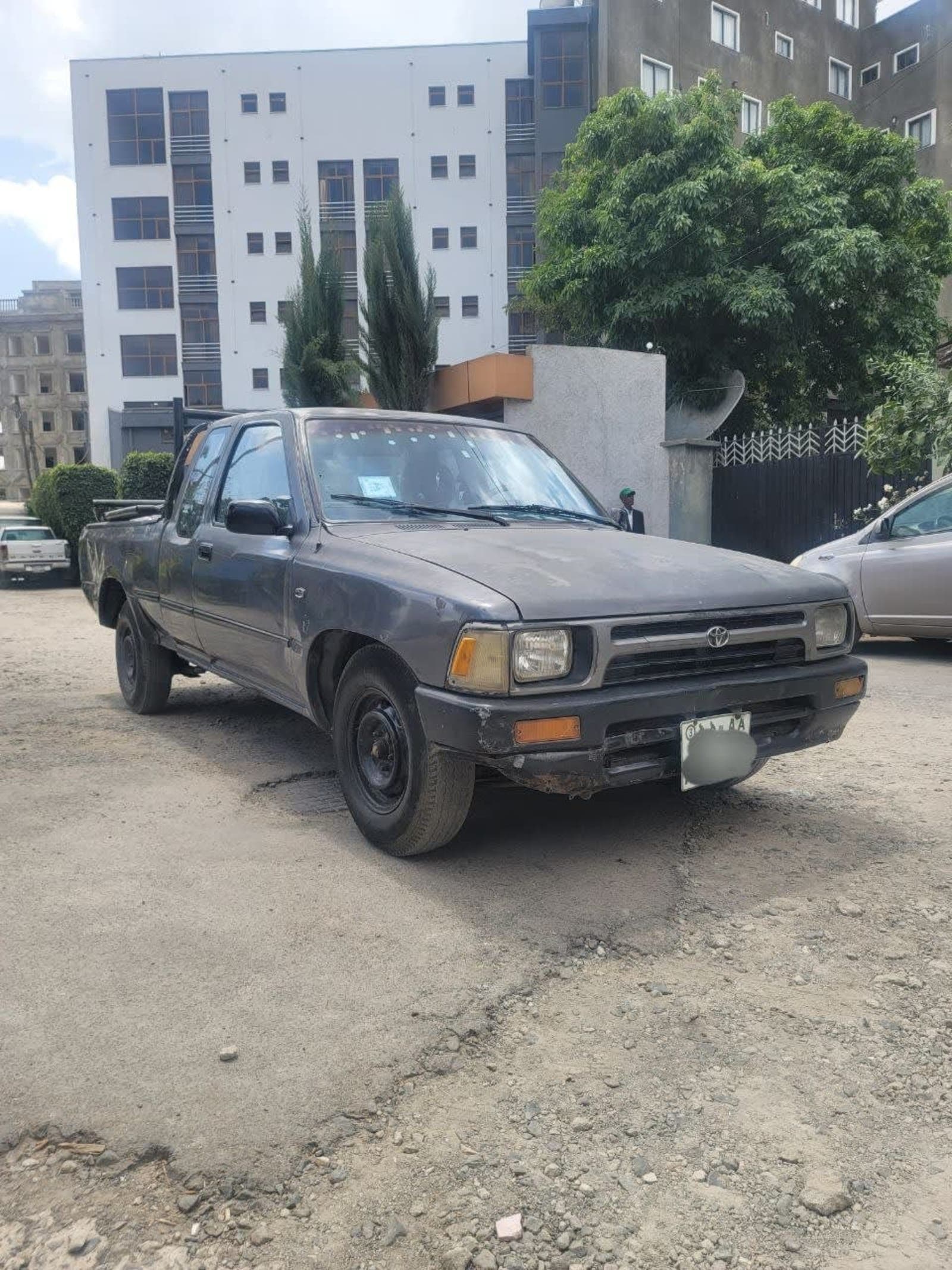 Toyota 3Y Hilux Double Cab โ photo 3
