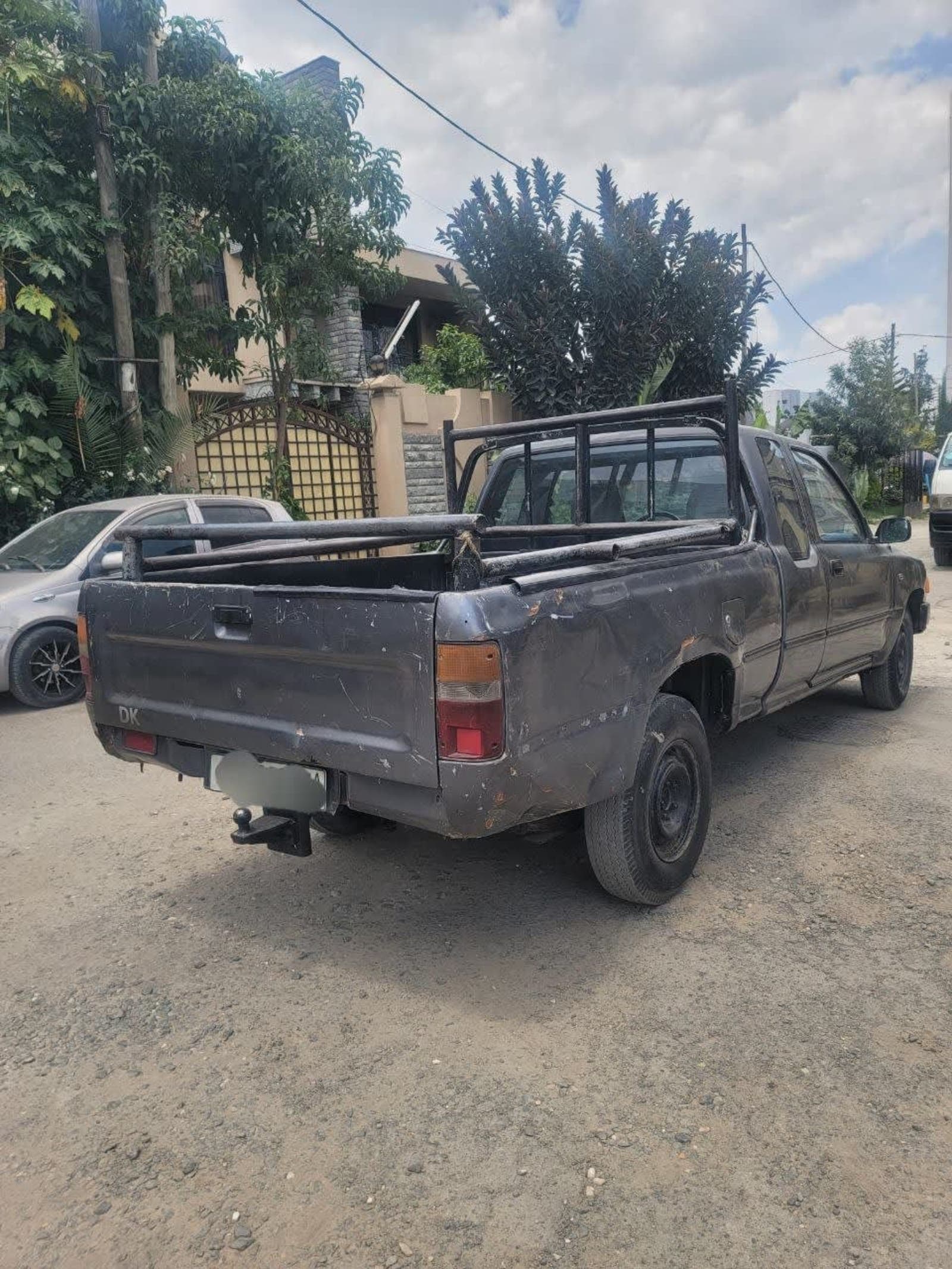 Toyota 3Y Hilux Double Cab โ photo 4