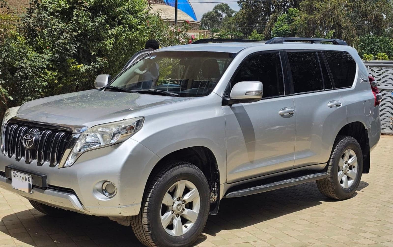 2015 Toyota Land Cruiser Prado — photo 5