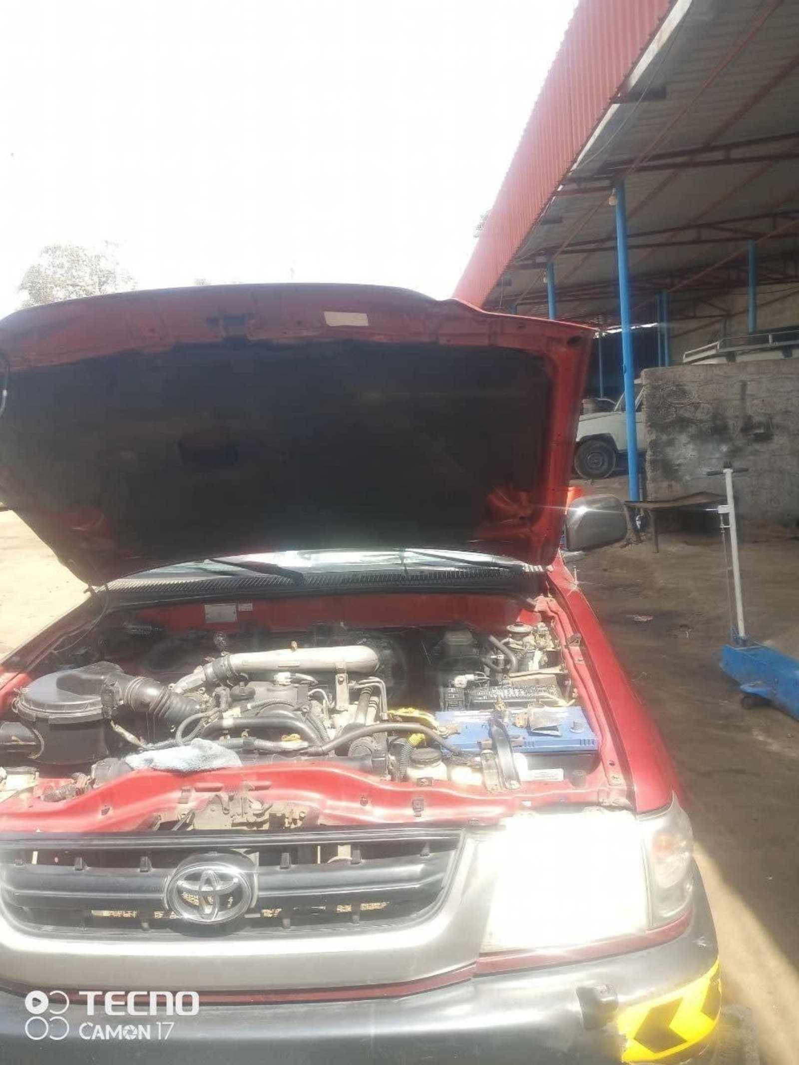 2004 Toyota D4D Hilux Kingcup — photo 6