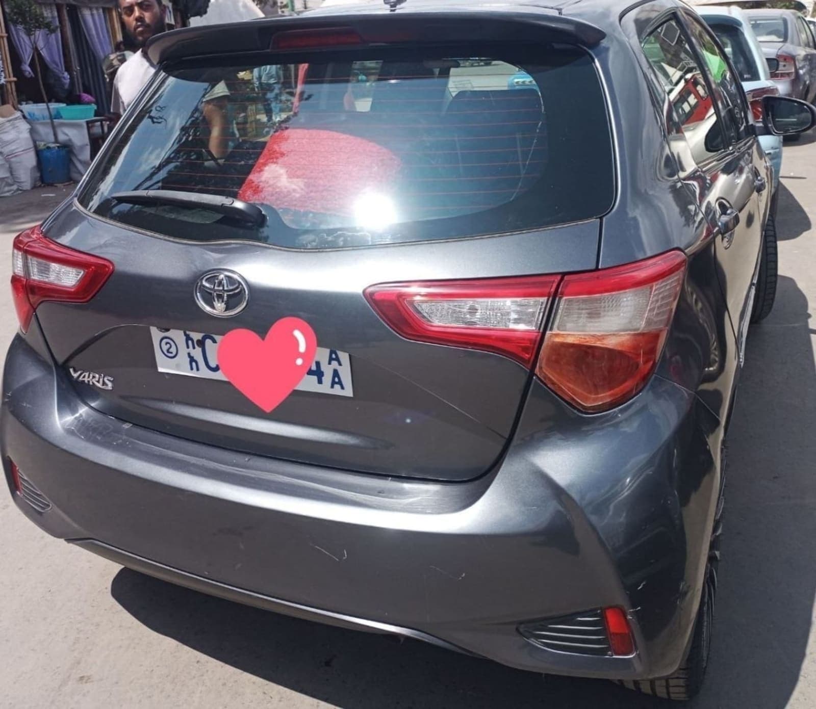 2020 Toyota Yaris Compact — photo 3