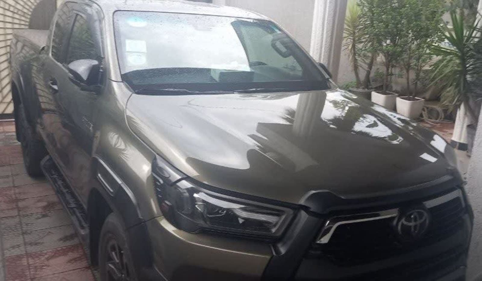 2022 Toyota Hilux Invisible Kin Cab